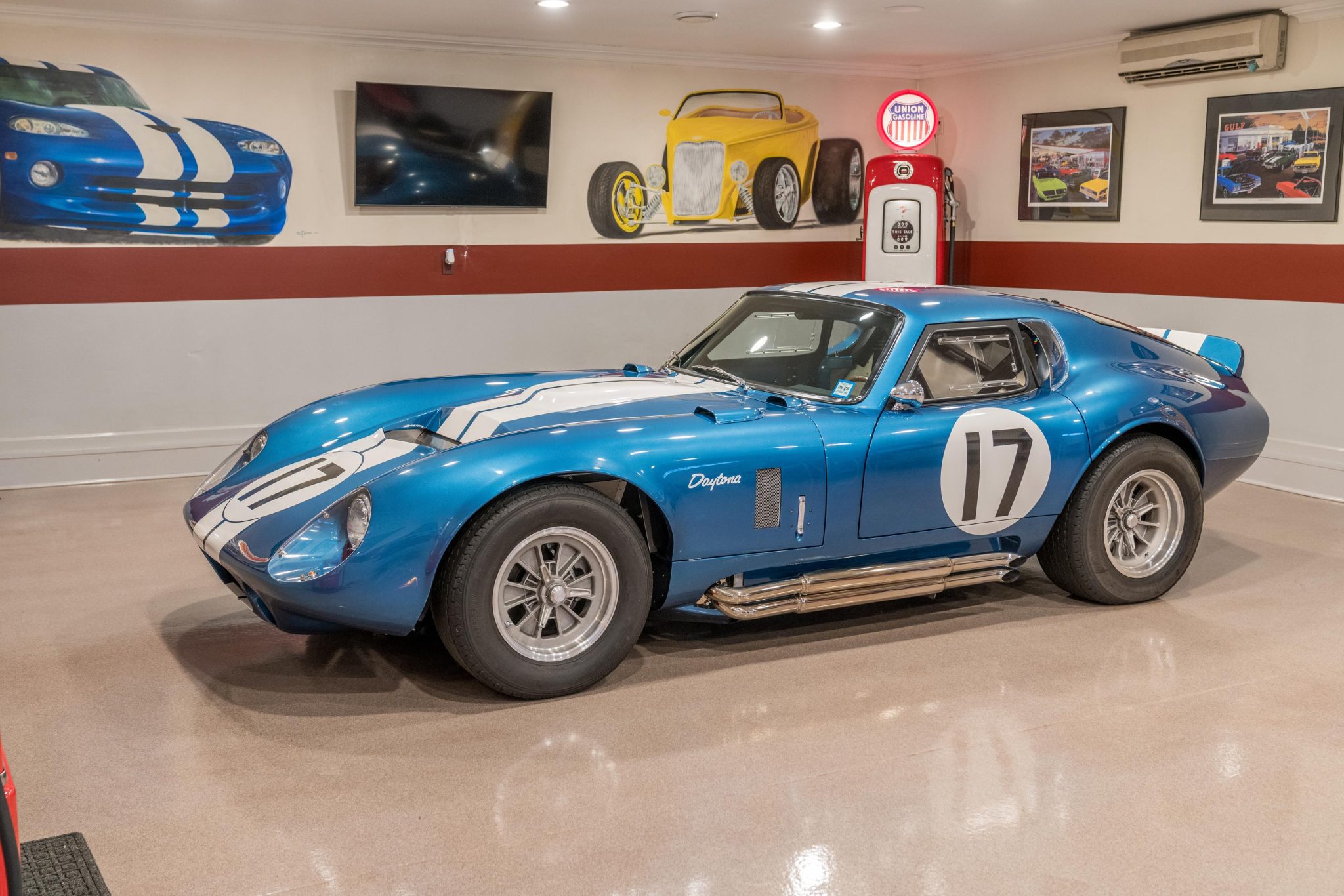 Shelby Daytona Coupe Replica 