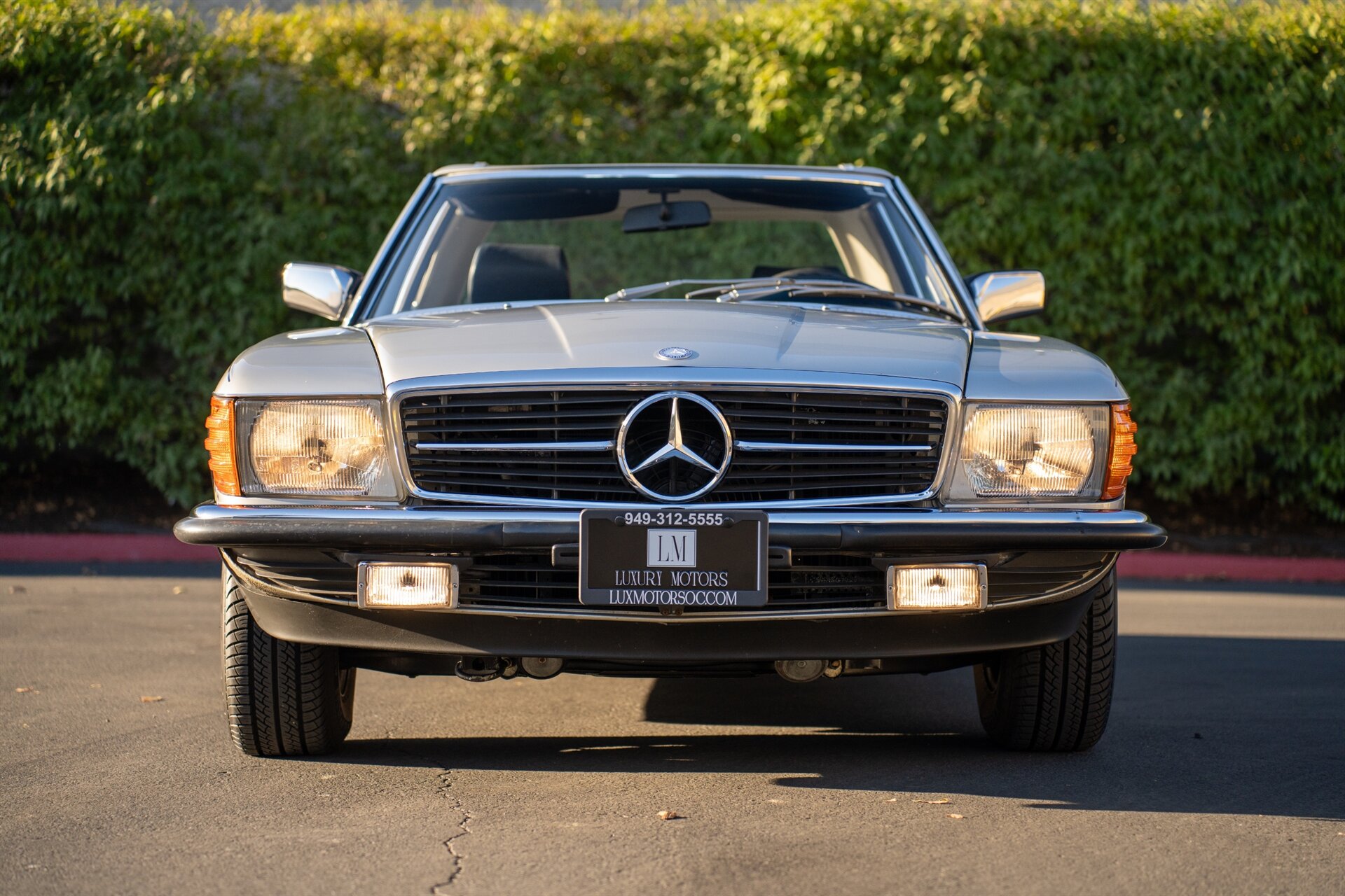 Mercedes-Benz R107 SL 