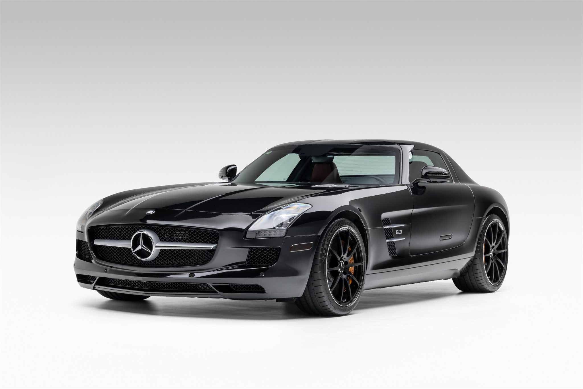 Mercedes-Benz SLS AMG 
