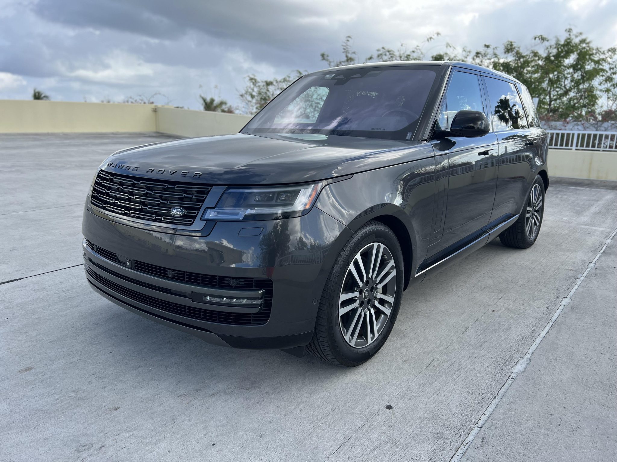 Land Rover Range Rover L460 