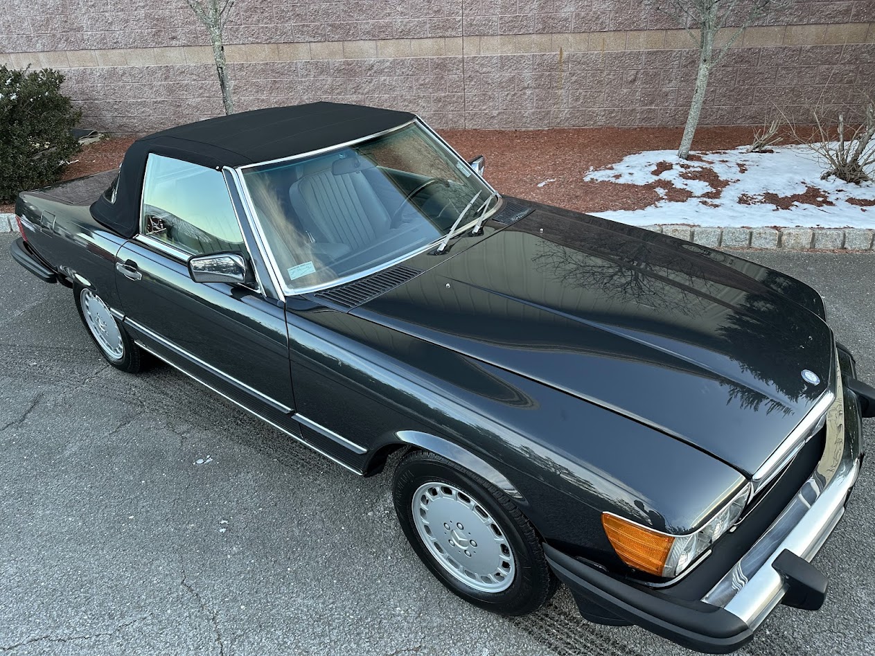 Mercedes-Benz R107 SL 