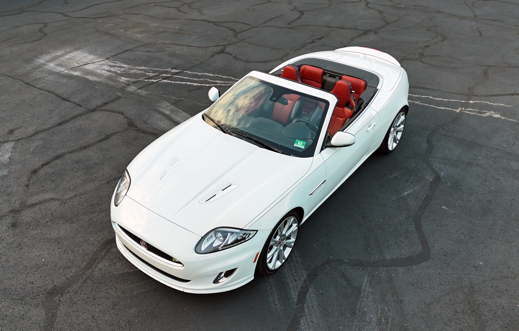 Jaguar XKR 