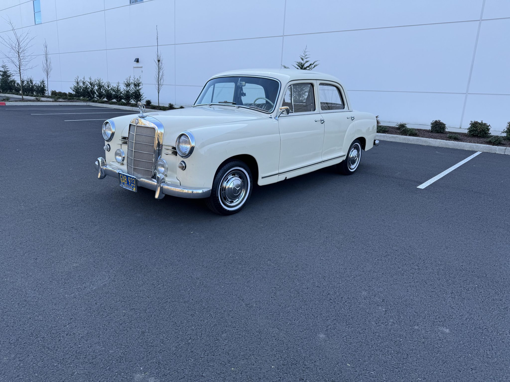 Mercedes-Benz Ponton 