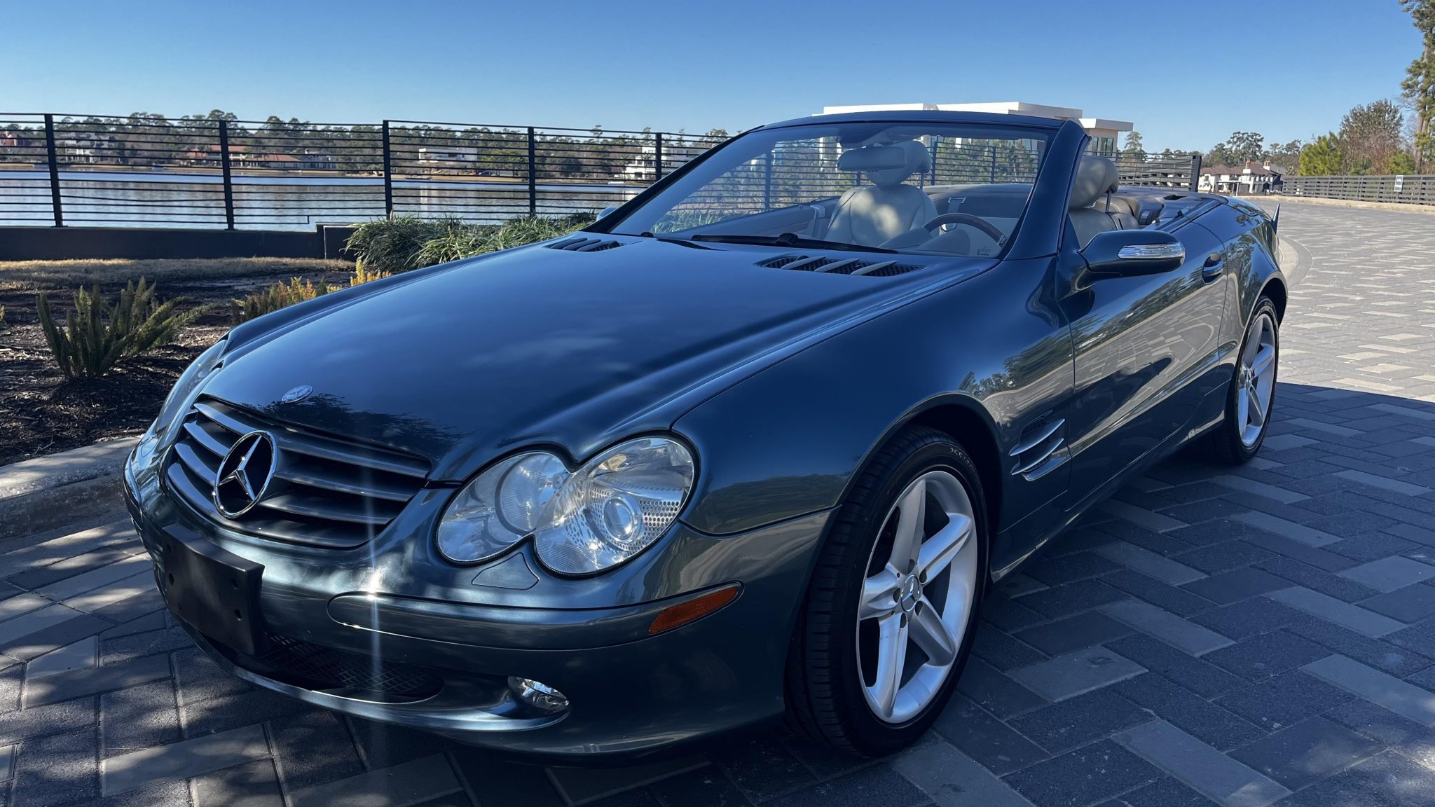 Mercedes-Benz R230 SL 