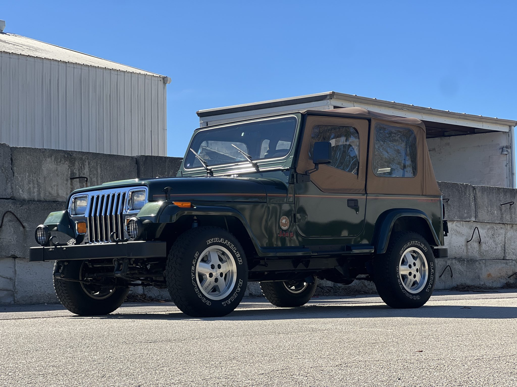 Jeep Wrangler YJ (1987-1995) 
