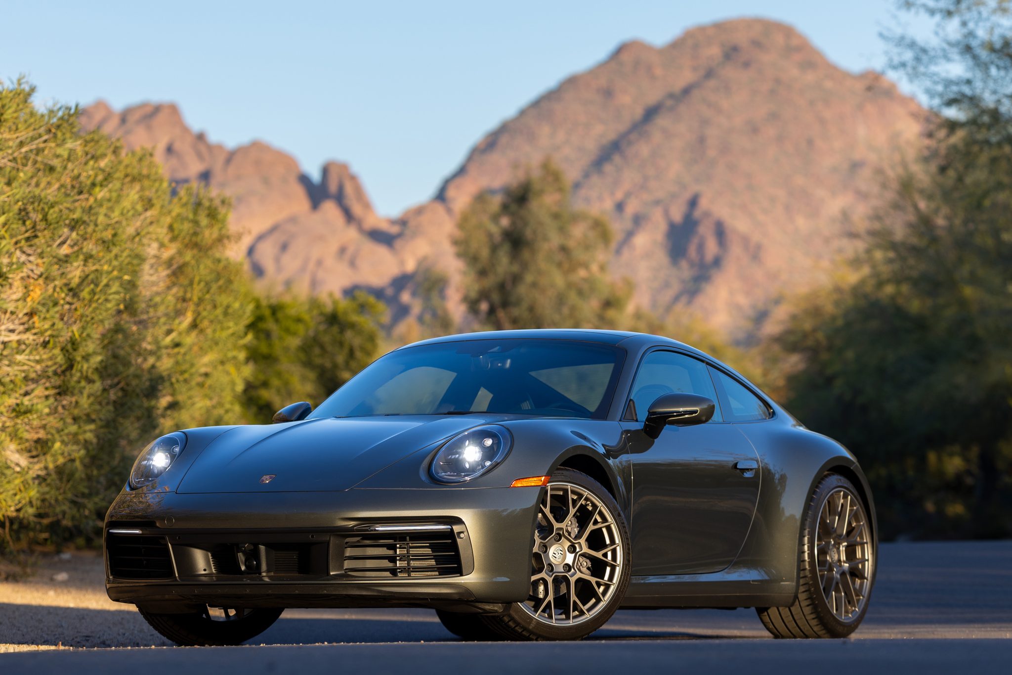 Porsche 992 911 (Non-Turbo/GT2/GT3) 