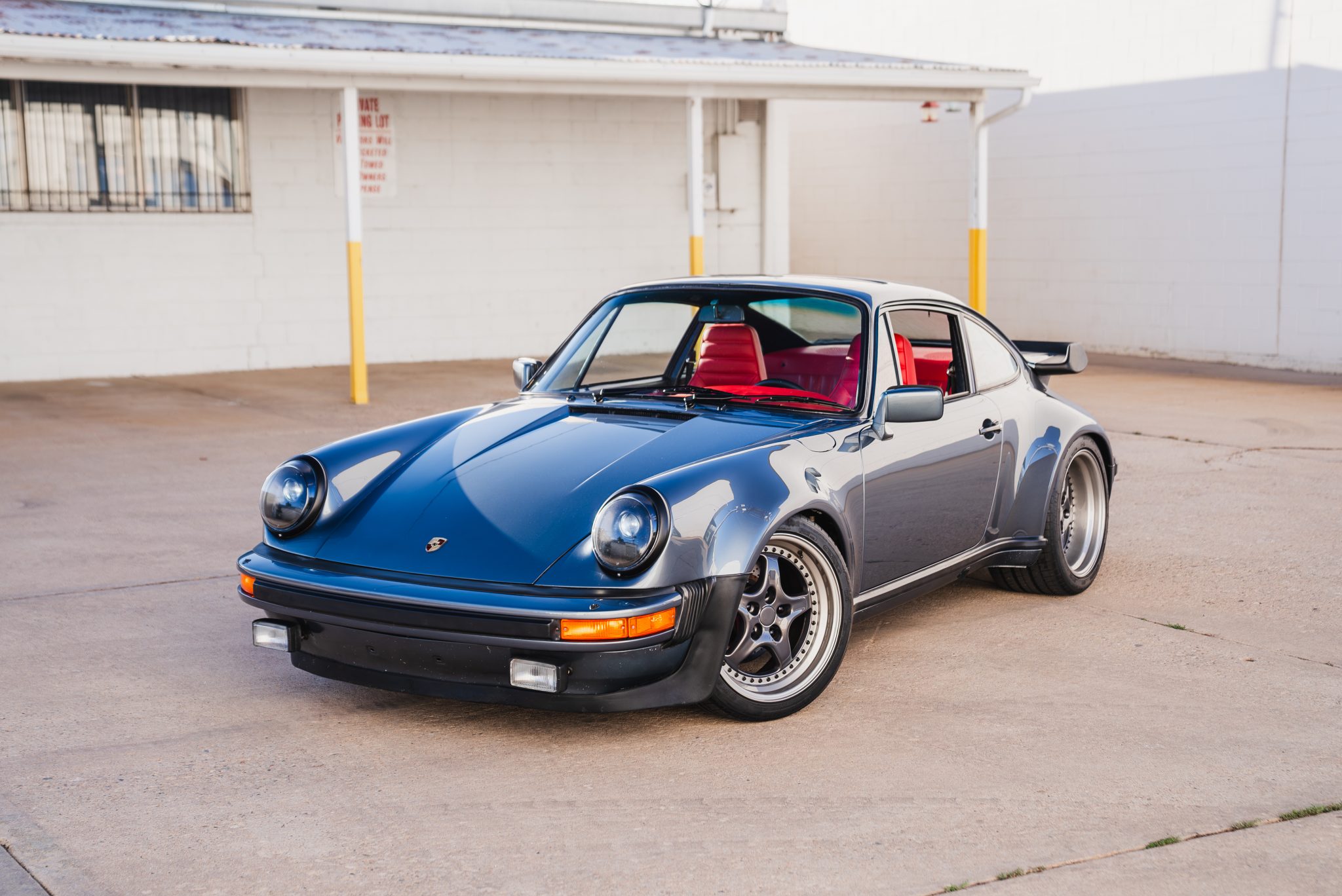 Porsche 930 Turbo 