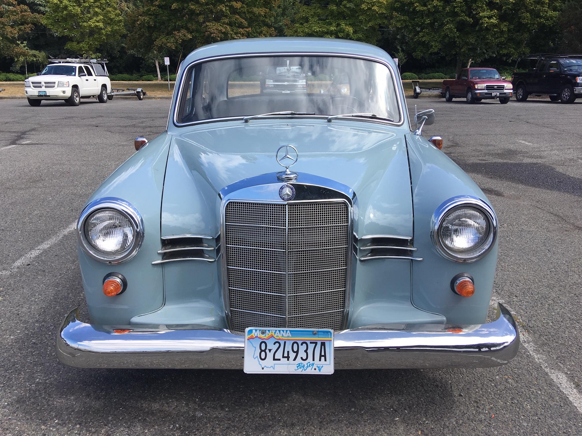 Mercedes-Benz Ponton 