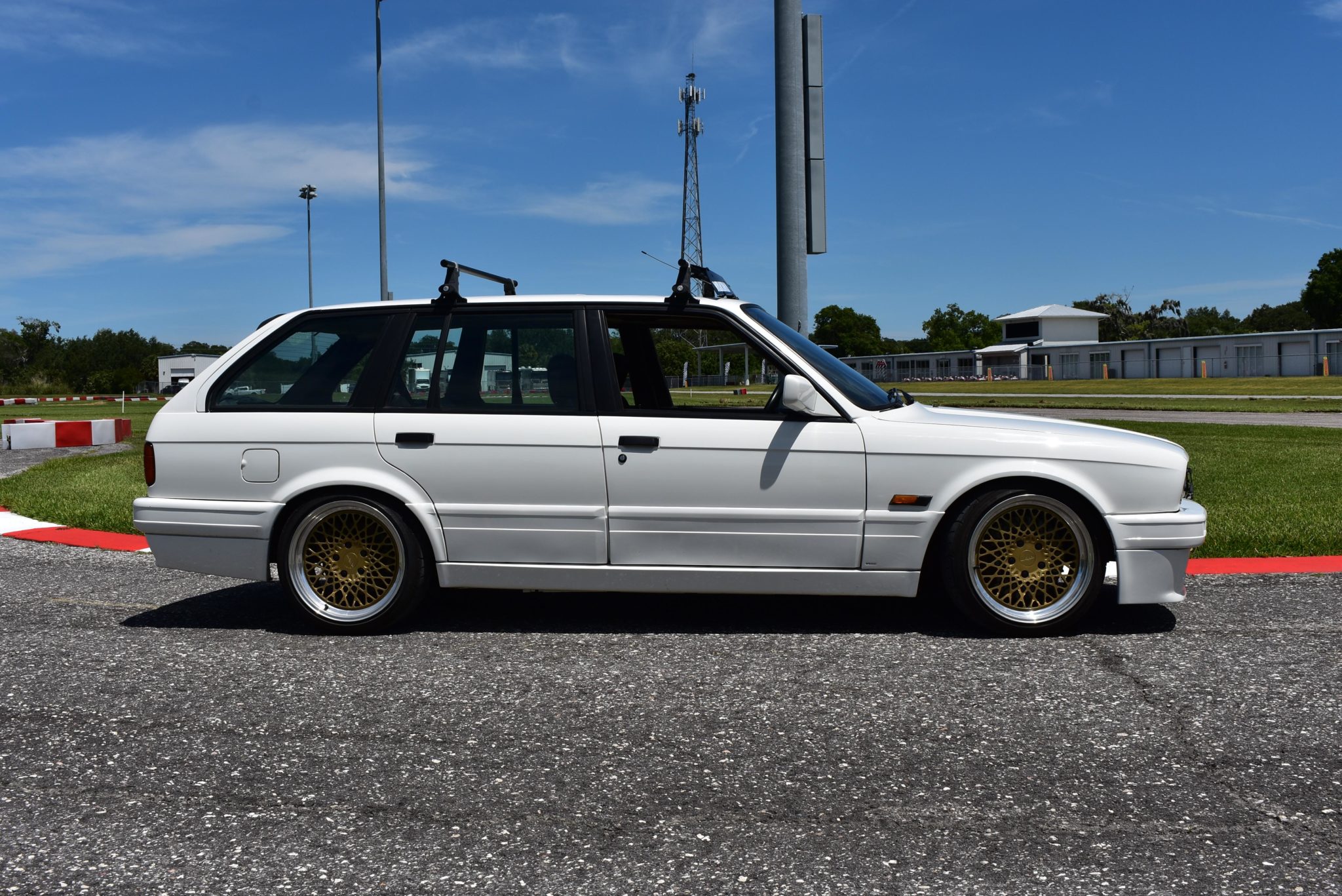 BMW E30 3-Series Touring 