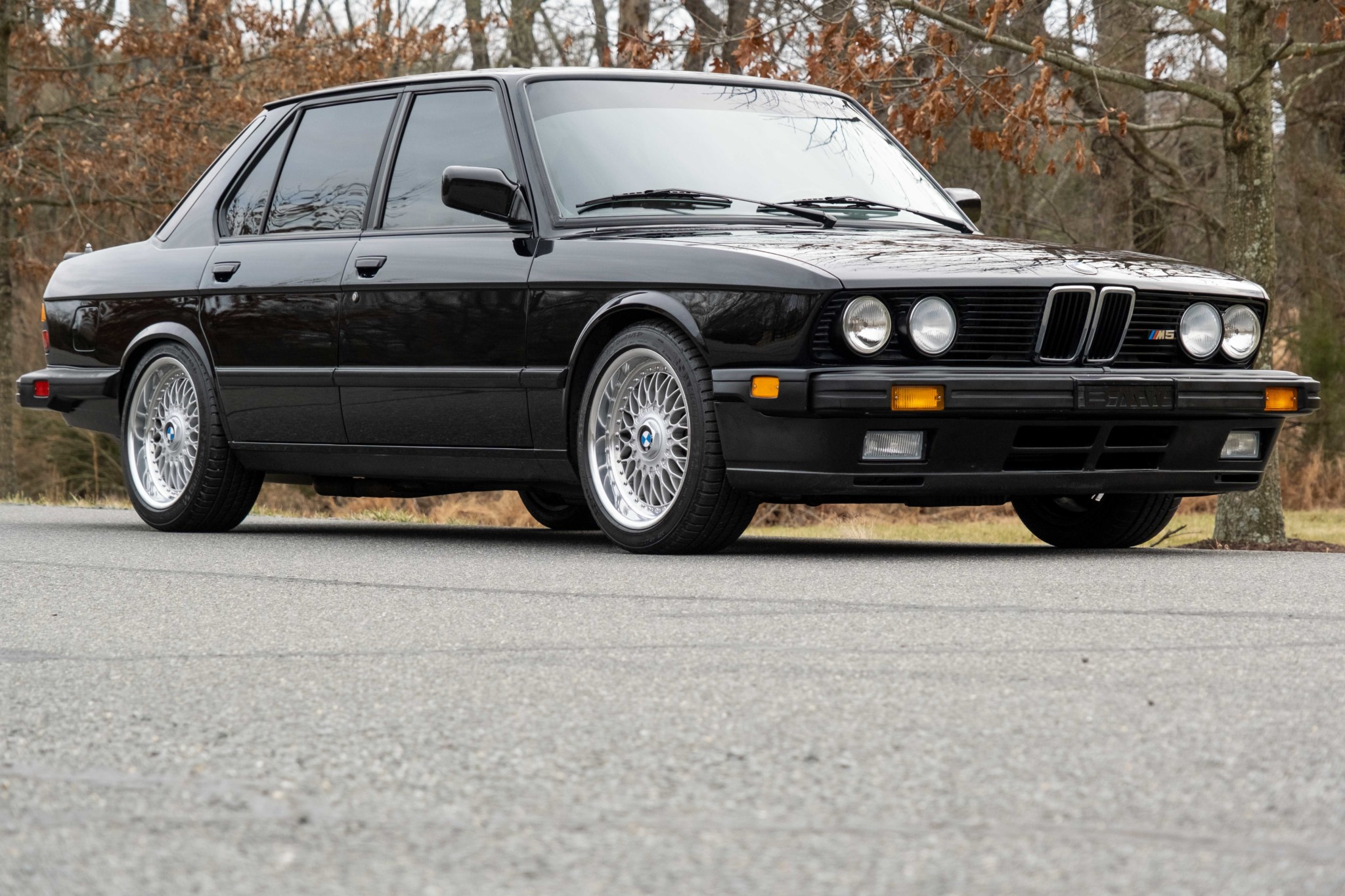 BMW E28 M5 