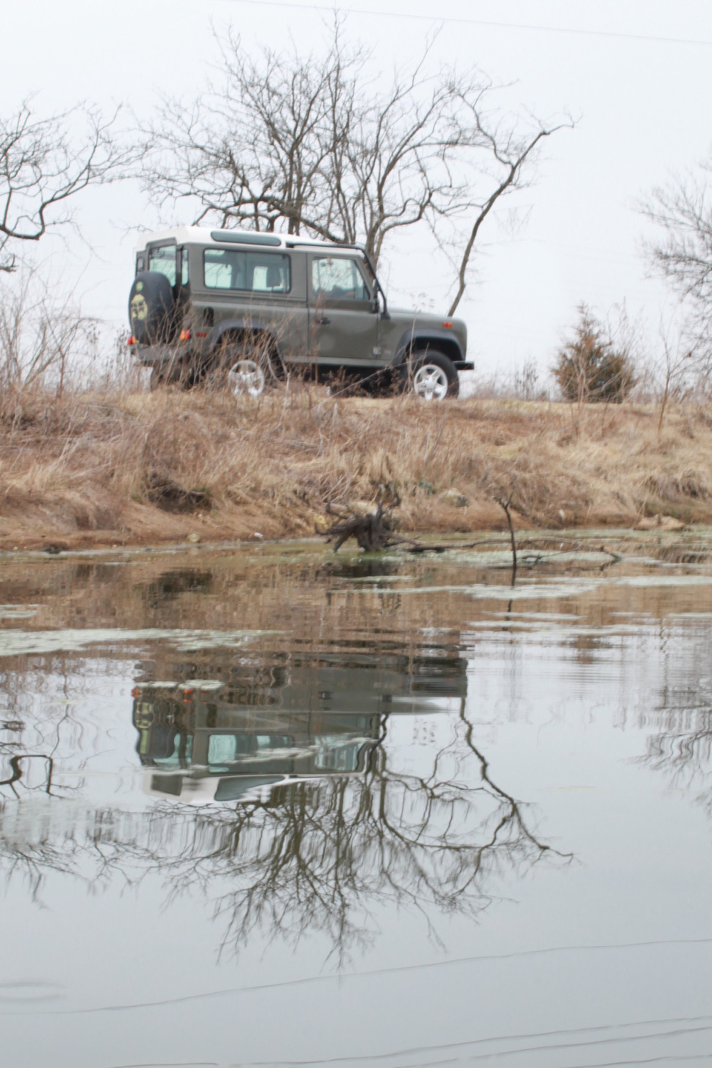 Land Rover 90 / Defender 90 (Euro Spec) 