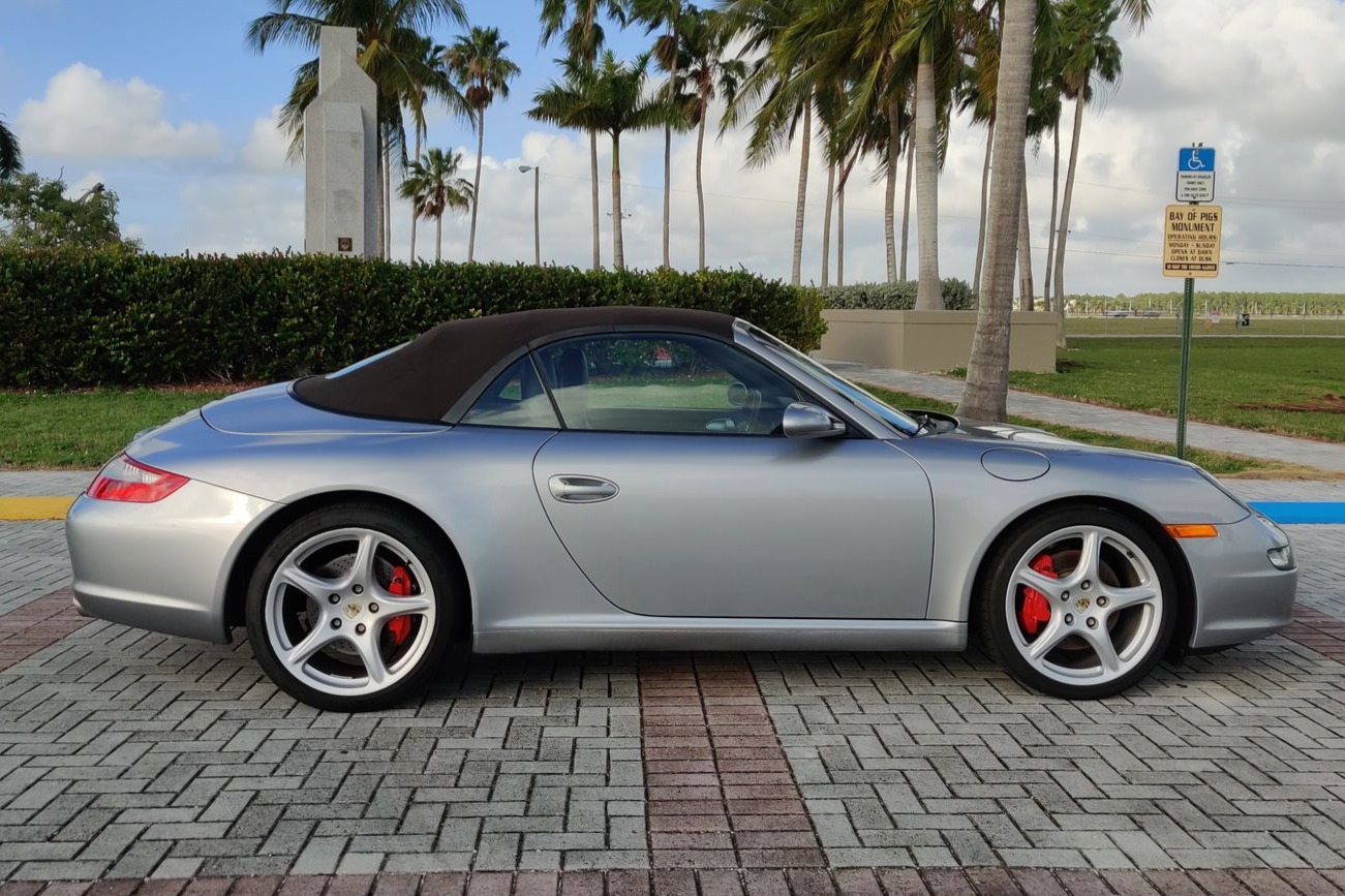 Porsche 997 911 (Non-Turbo/GT2/GT3) 