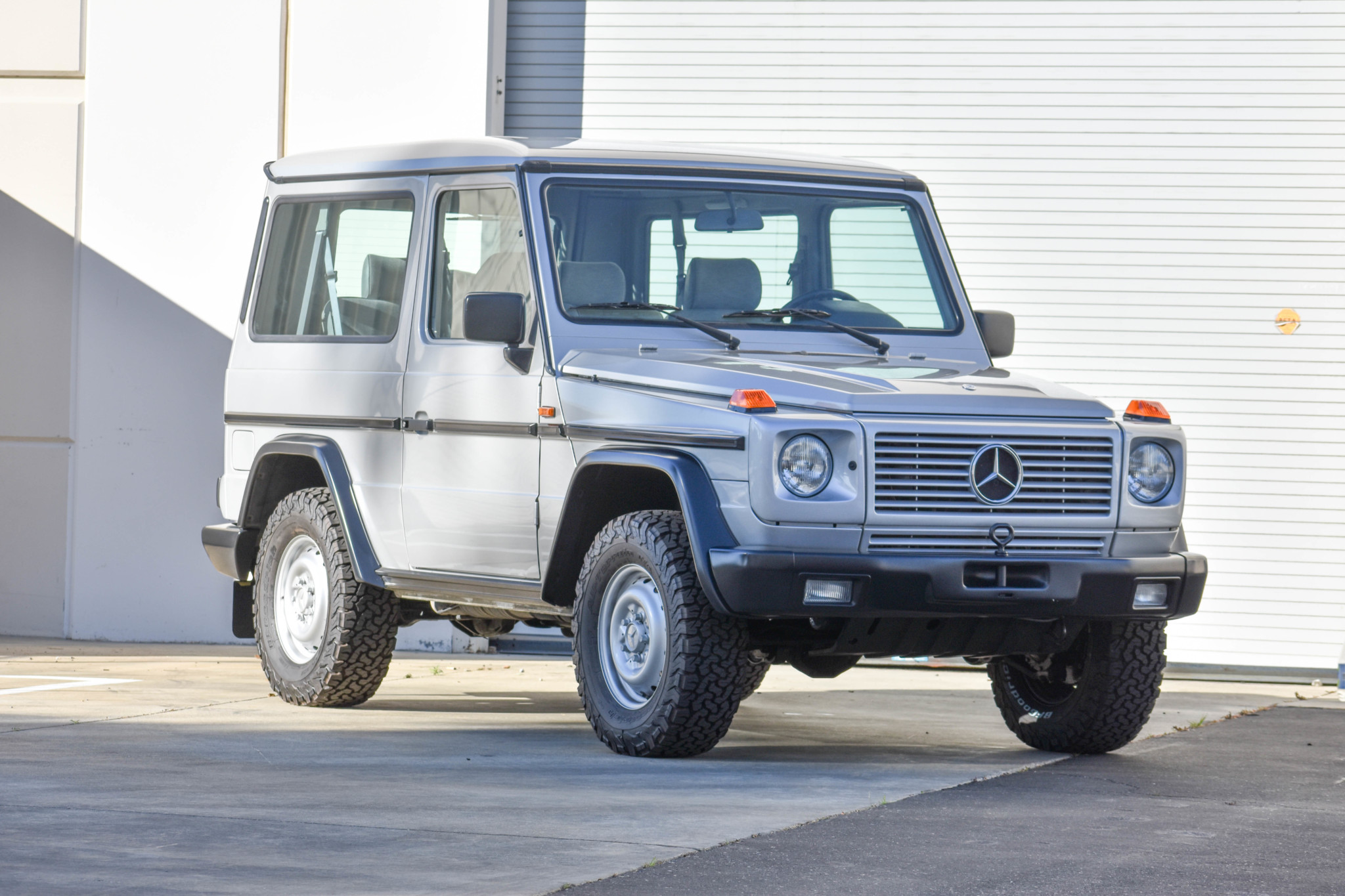 Mercedes-Benz W463 G-Class (1990-2018) 