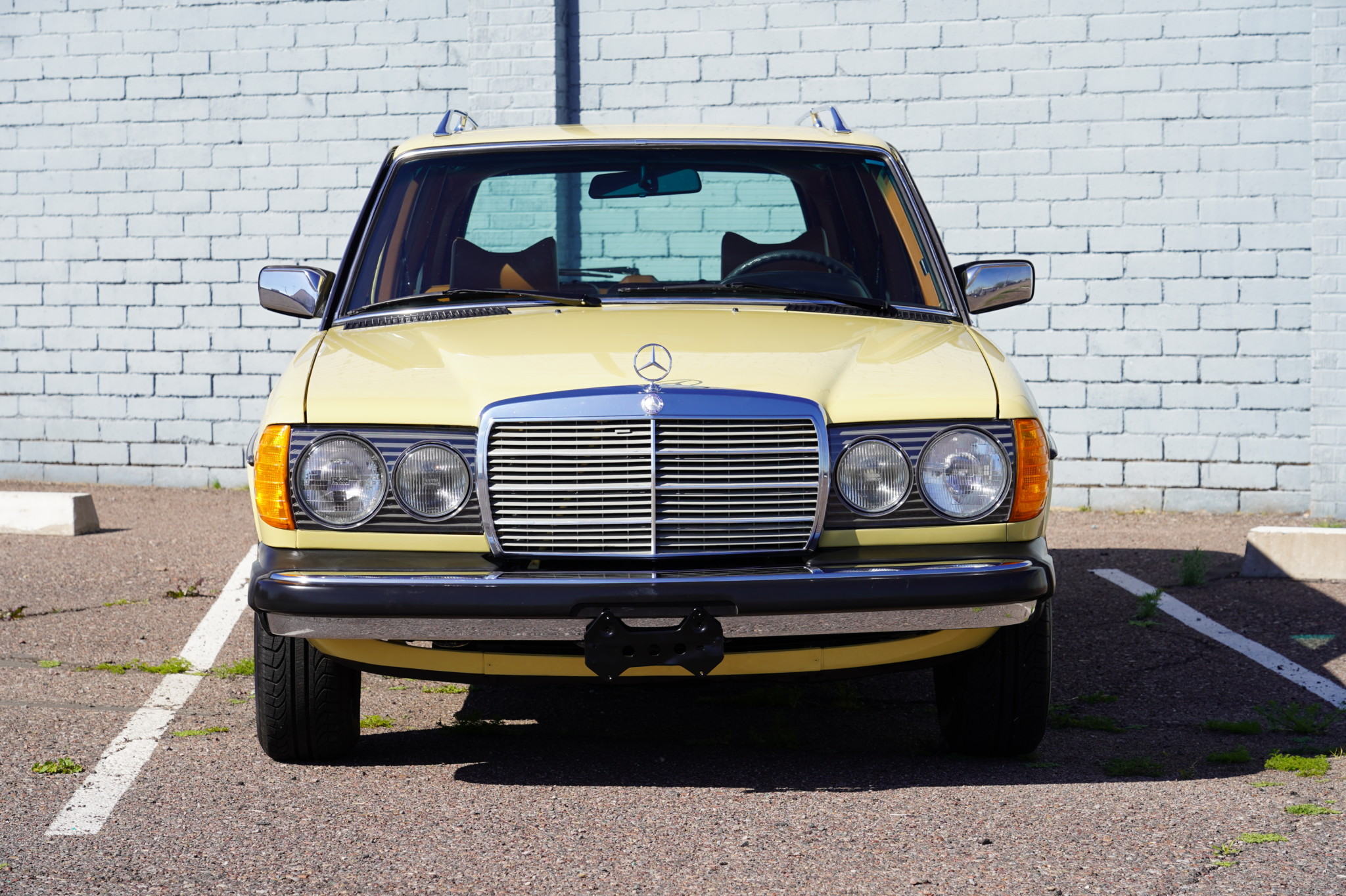 Mercedes-Benz W123 