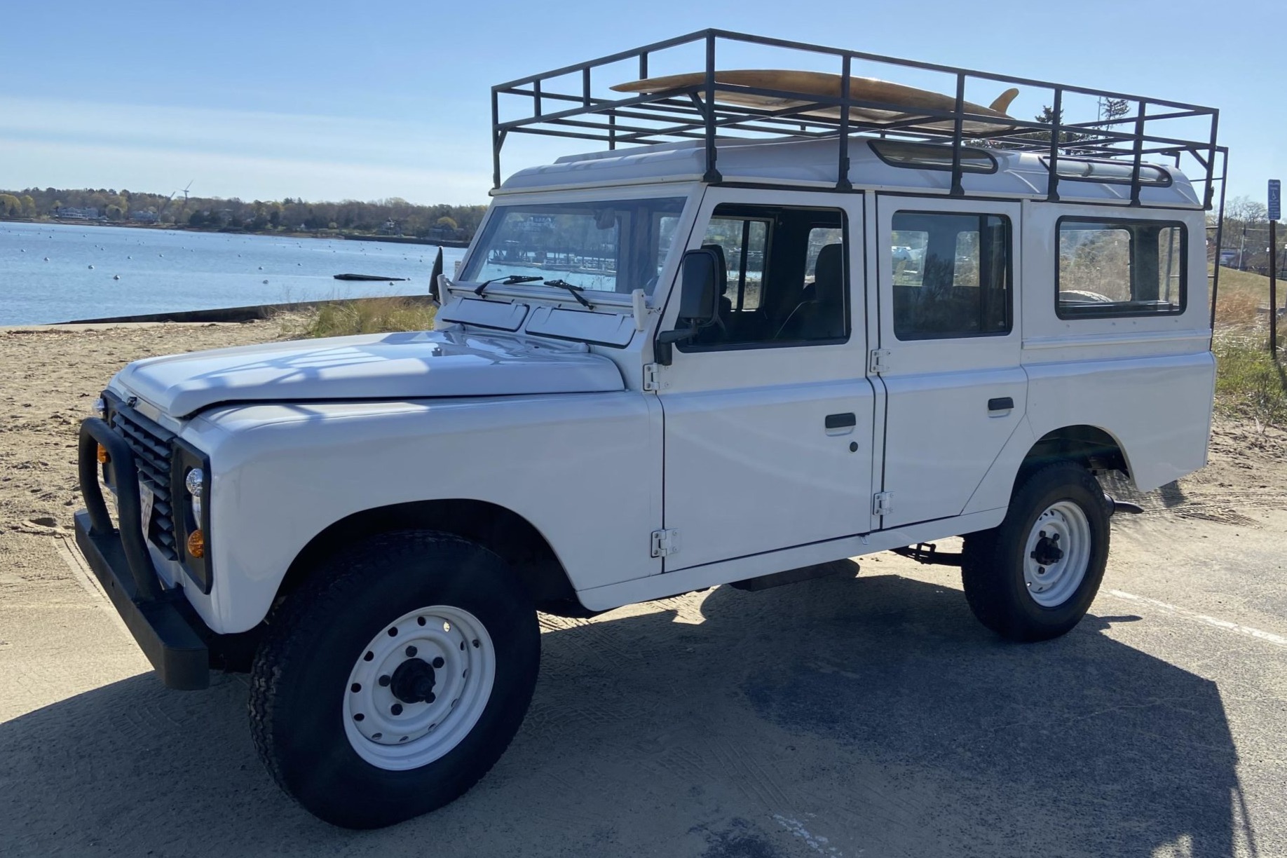 Land Rover 110 / Defender 110 (Euro Spec) 