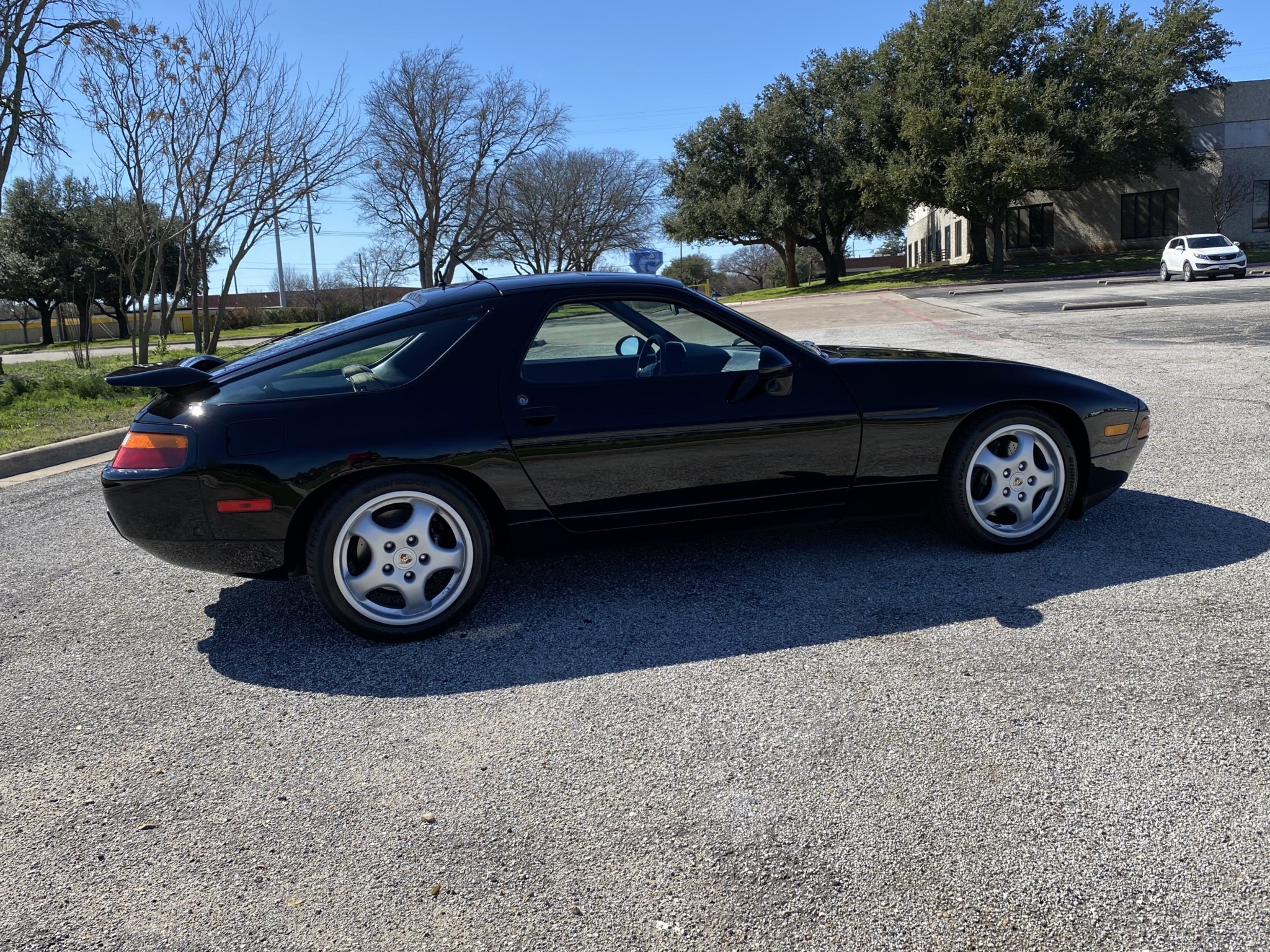 Porsche 928 