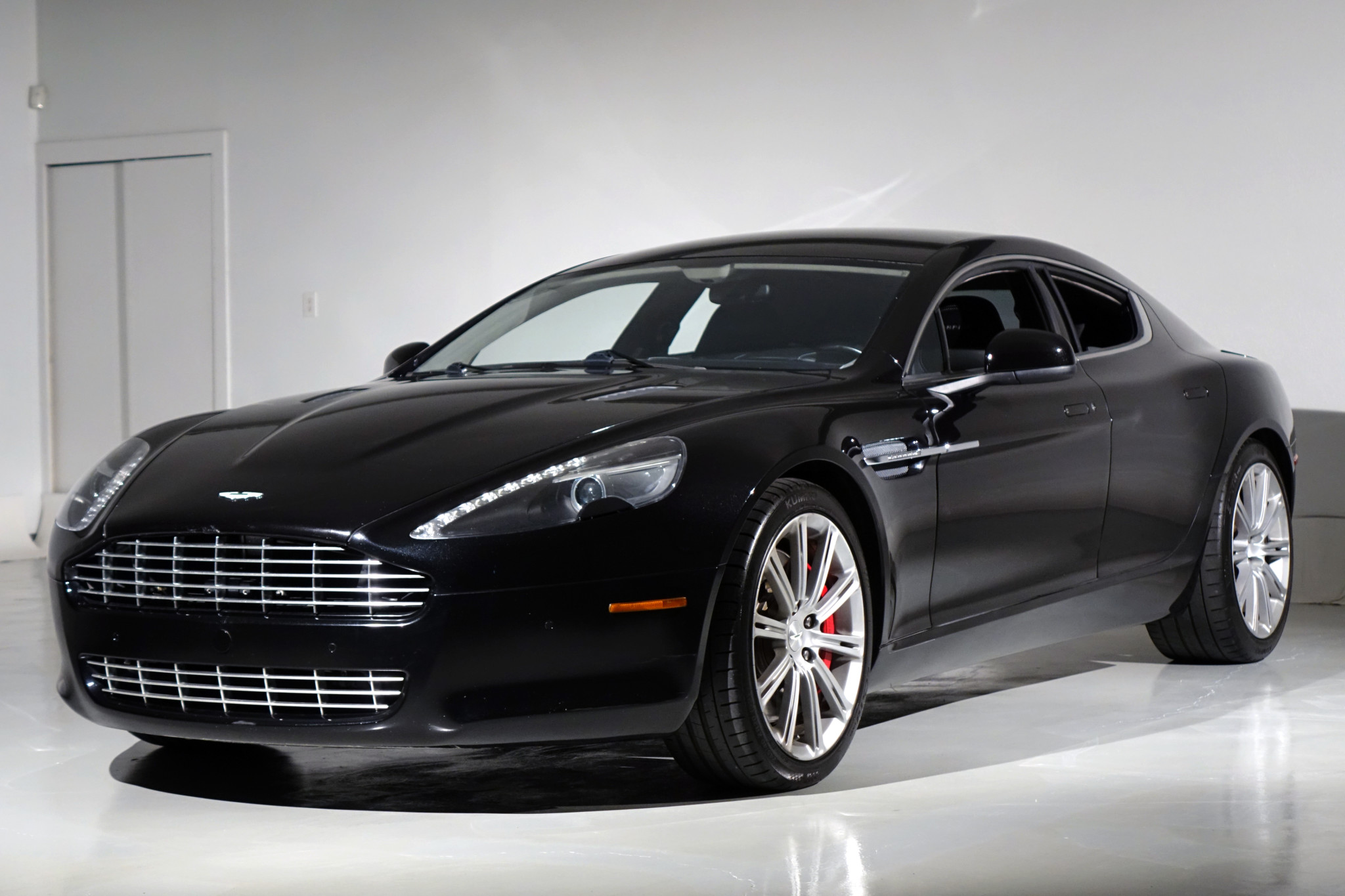 Aston Martin Rapide 