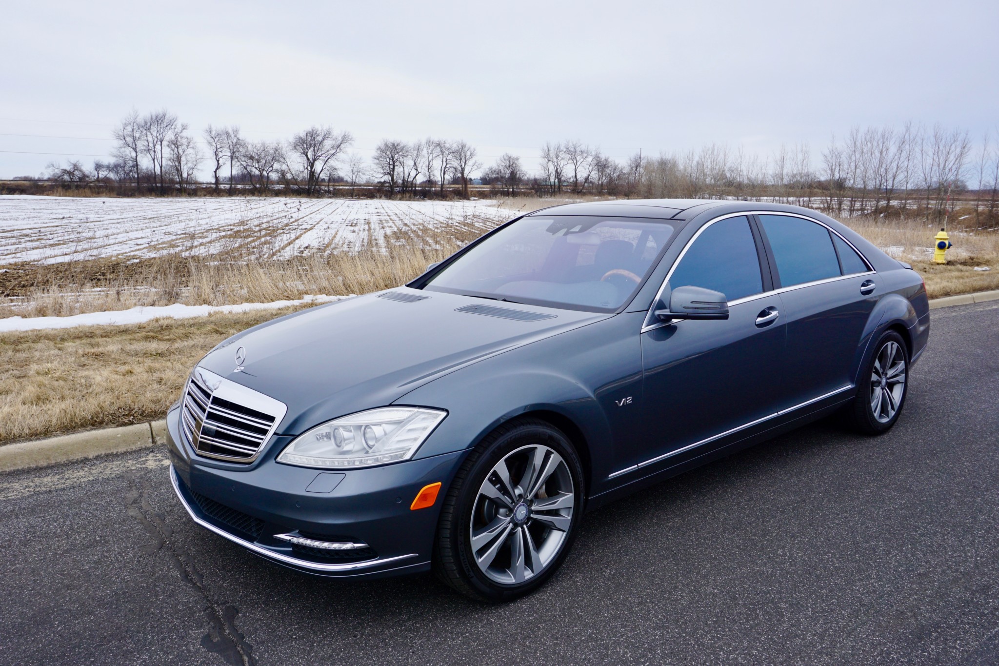 Mercedes-Benz W221 S-Class 