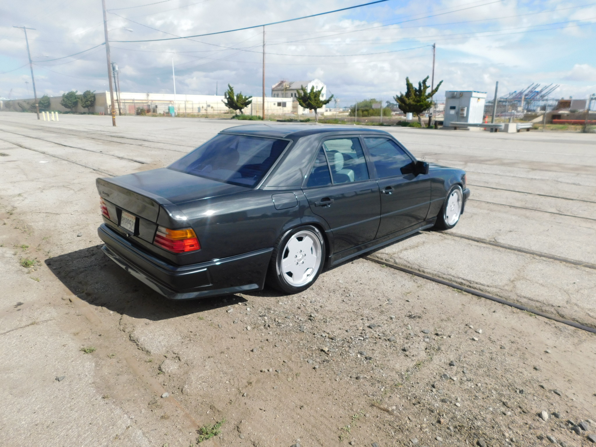 Mercedes-Benz W124 E-Class 