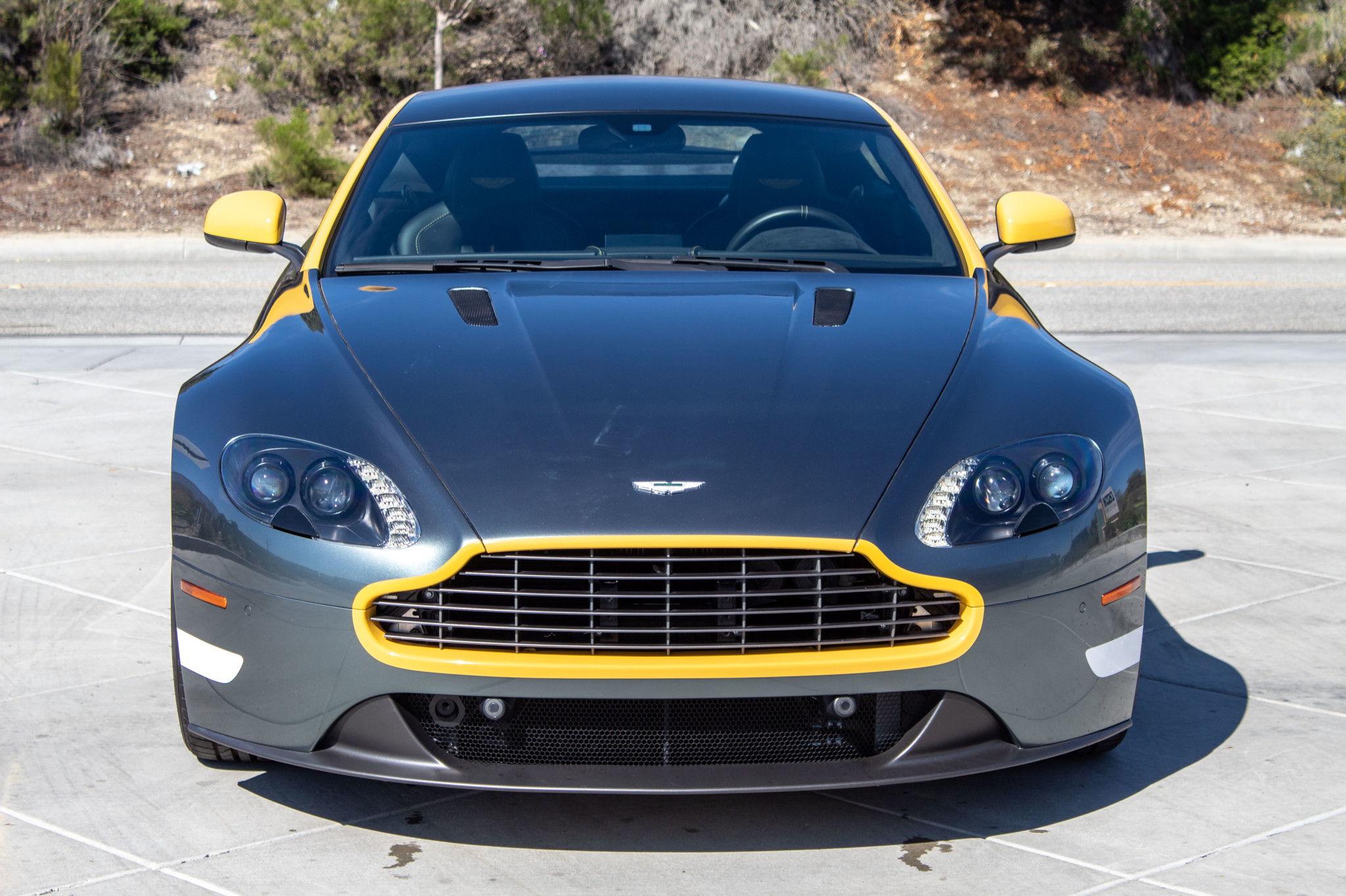 Aston Martin V8 Vantage (2006+) 