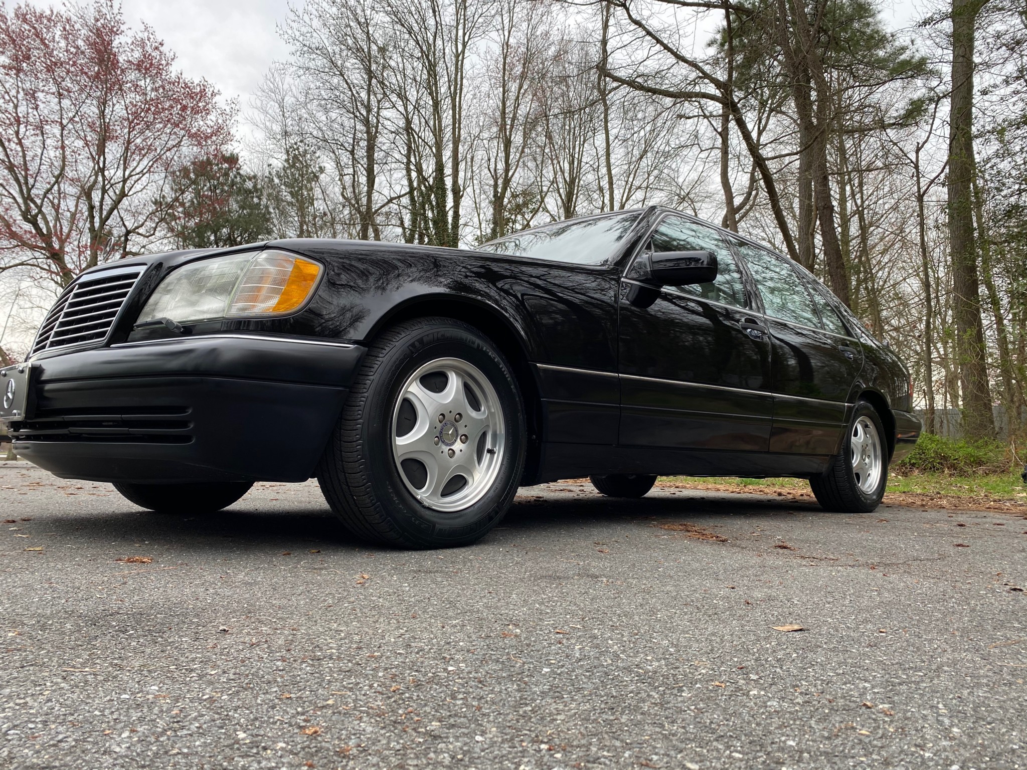 Mercedes-Benz W140 S-Class 