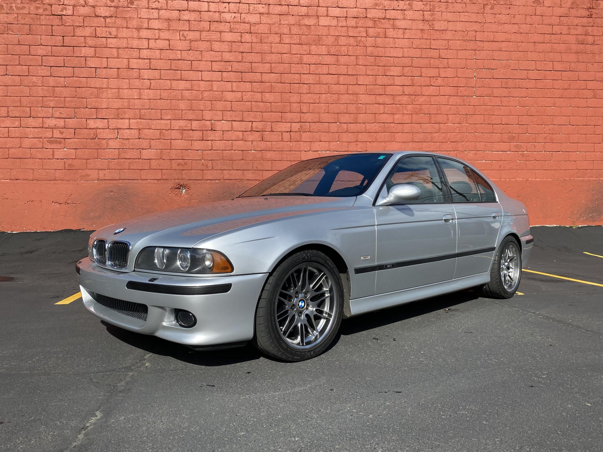 BMW E39 M5 