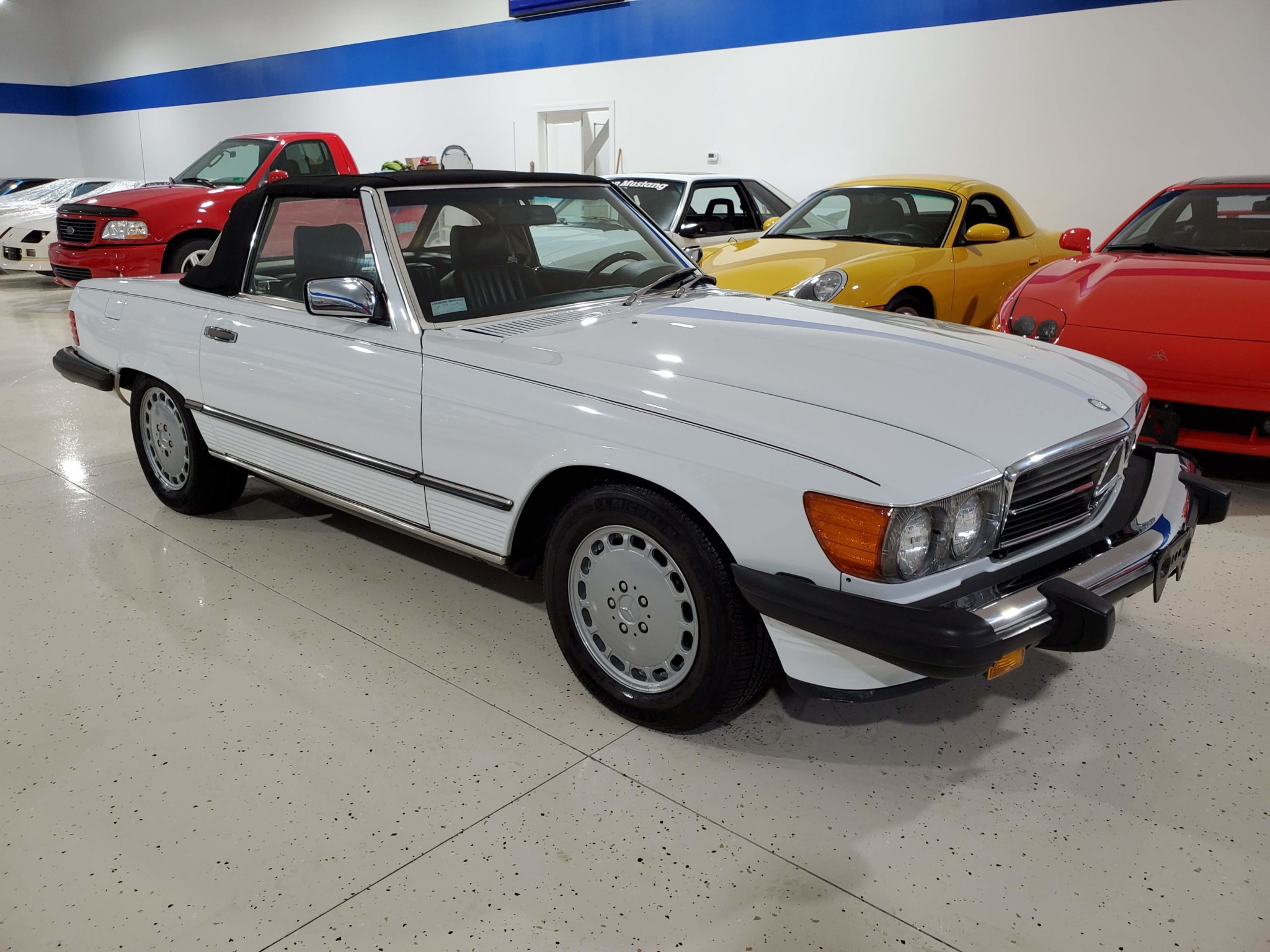 Mercedes-Benz R107 SL 