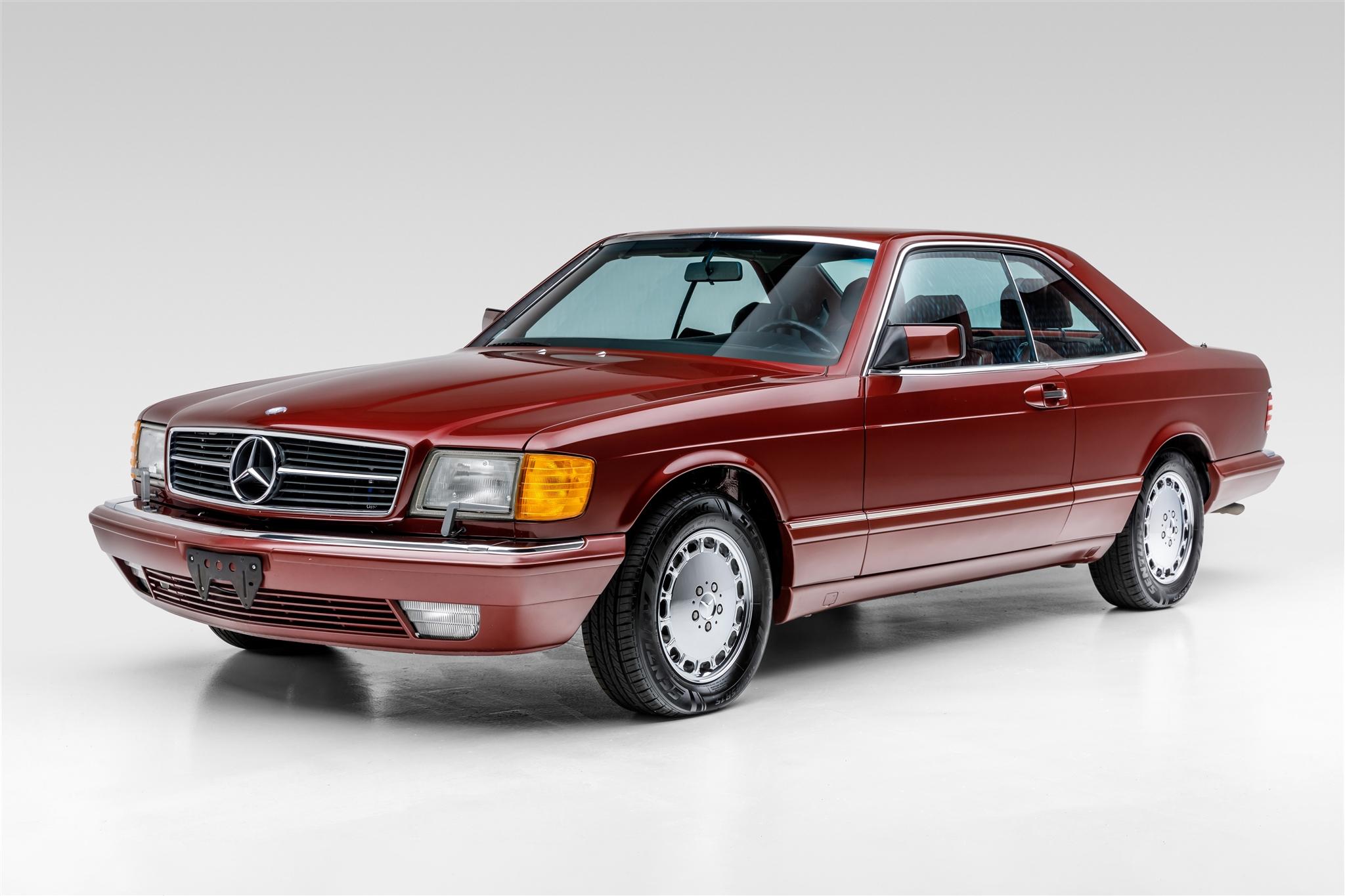 Mercedes-Benz C126 