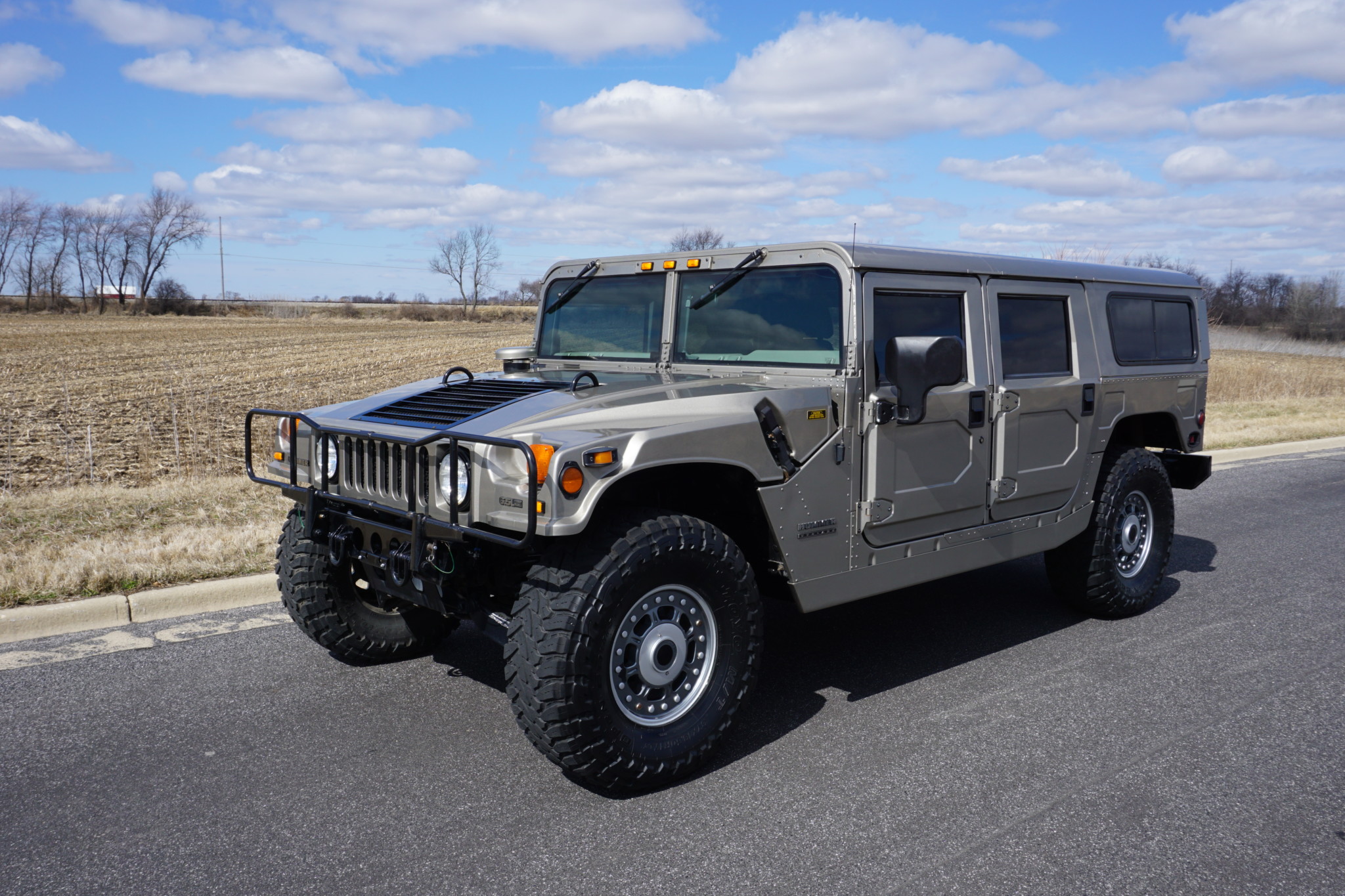 Hummer H1 