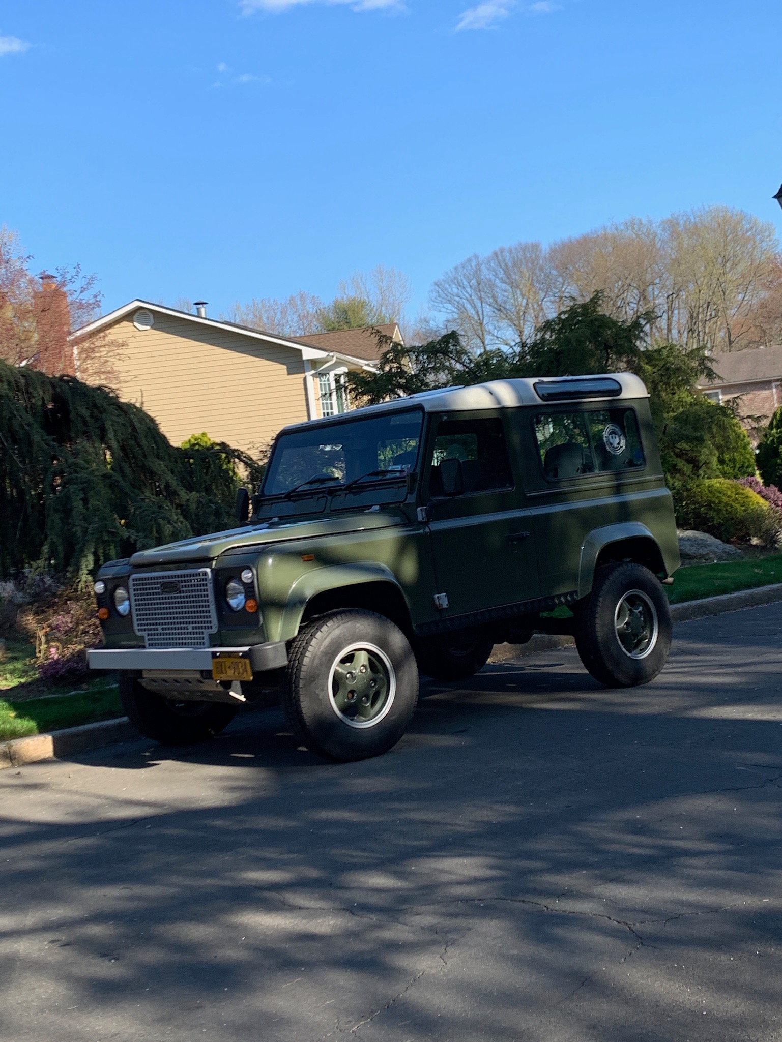 Land Rover 90 / Defender 90 (Euro Spec) 