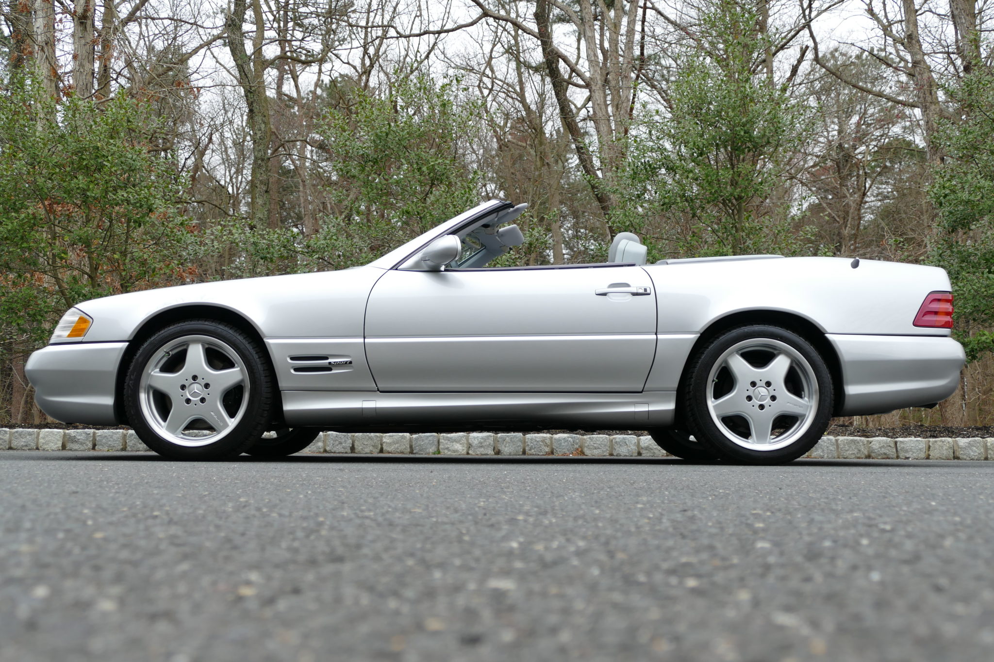 Mercedes-Benz R129 SL 