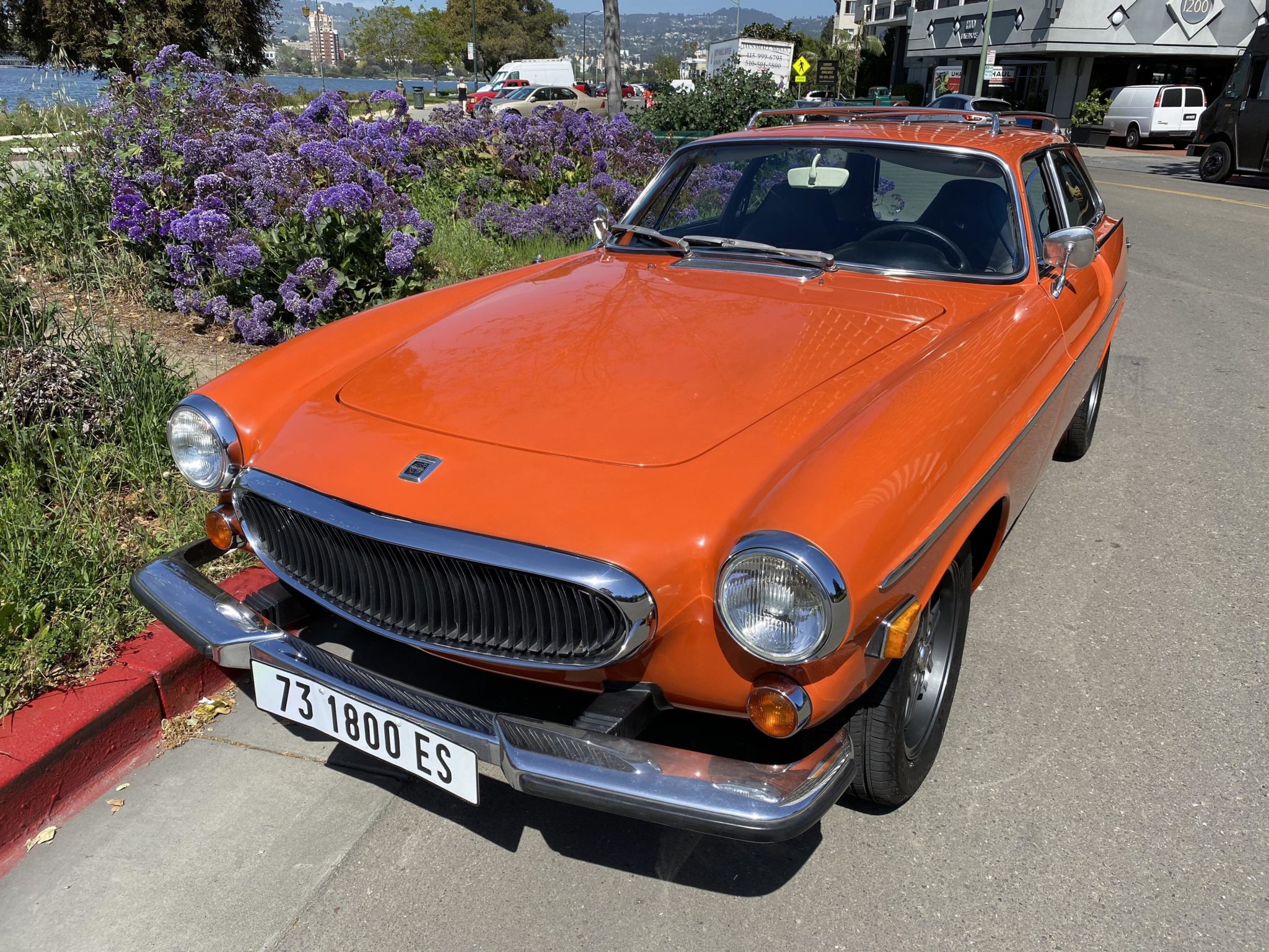 Volvo 1800ES 