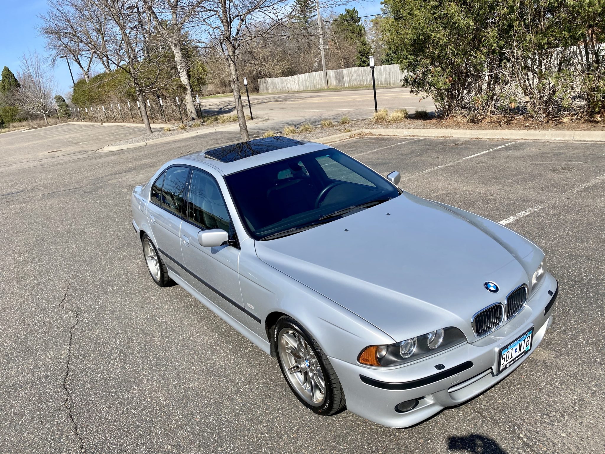 BMW E39 5-Series 