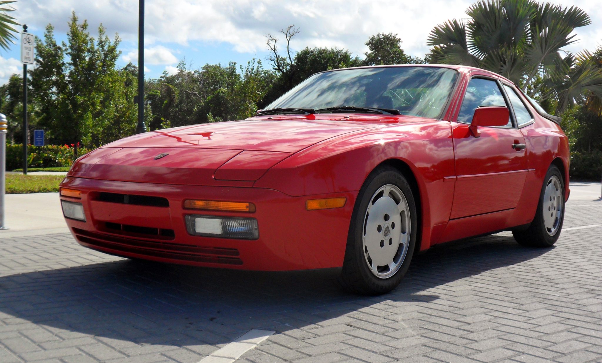 1987 Porsche 944 Turbo 