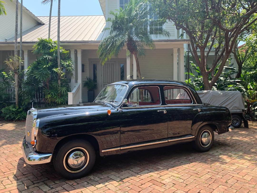 Mercedes-Benz Ponton 