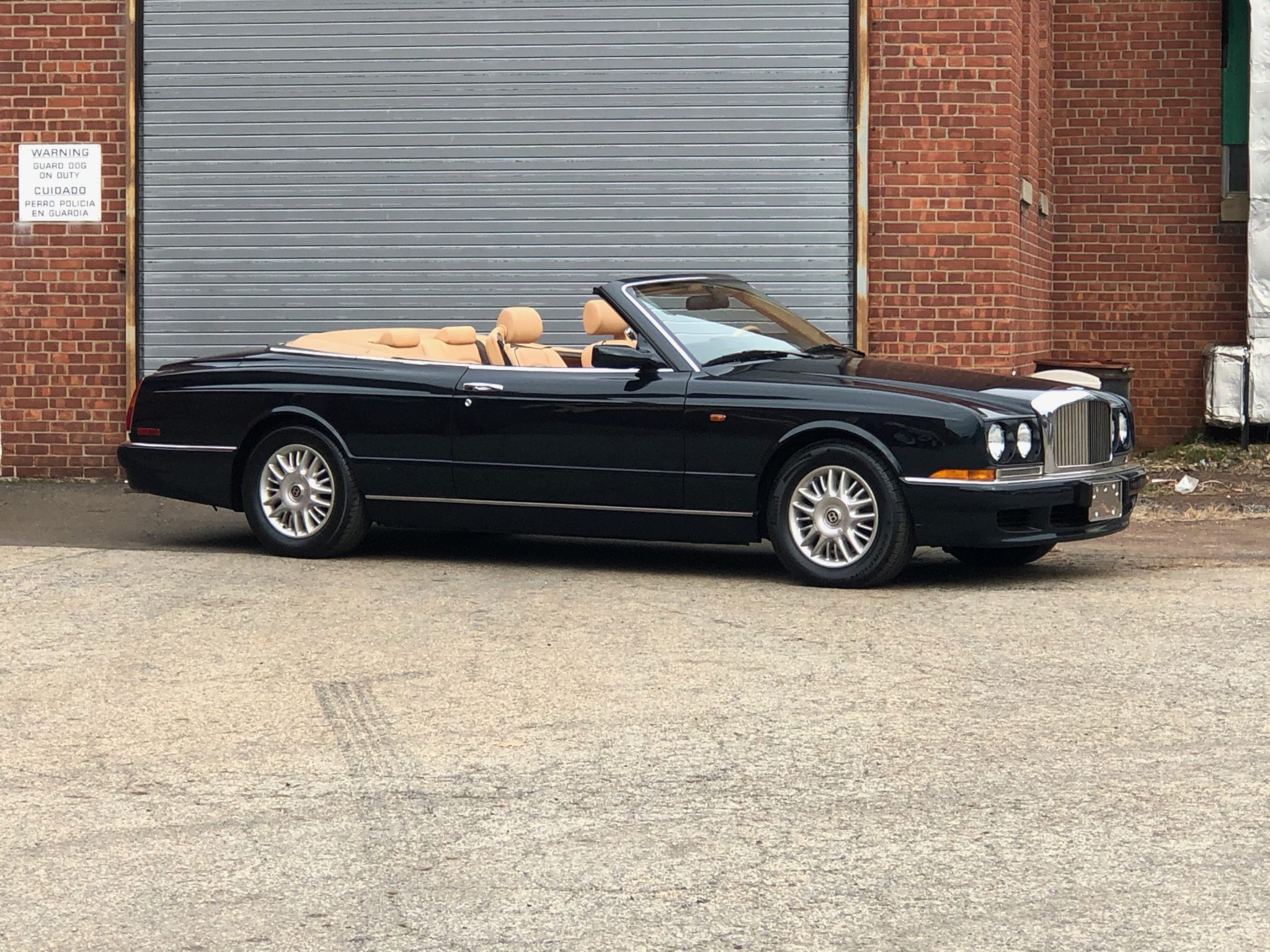 Bentley Azure 