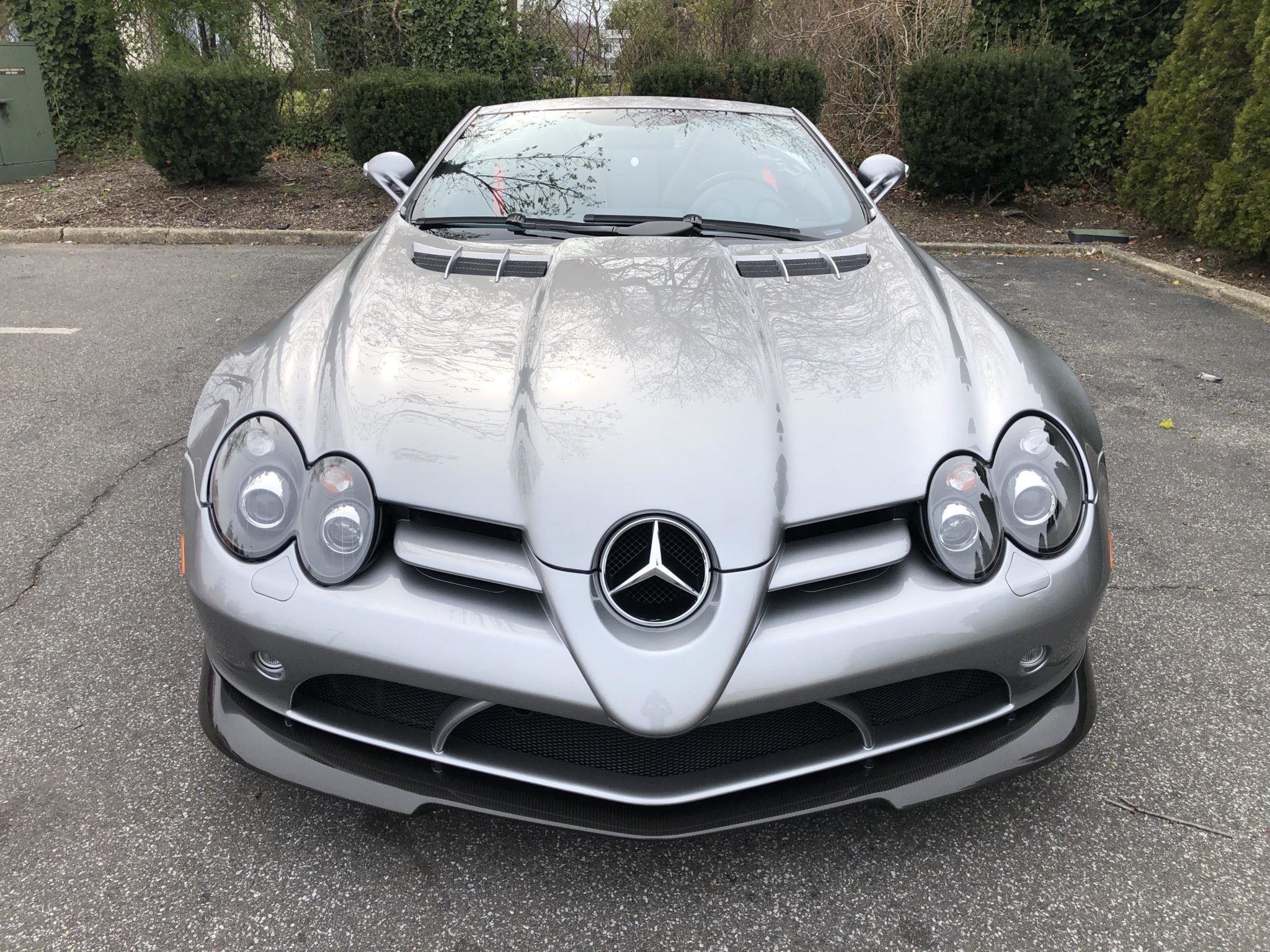 Mercedes-Benz SLR McLaren 