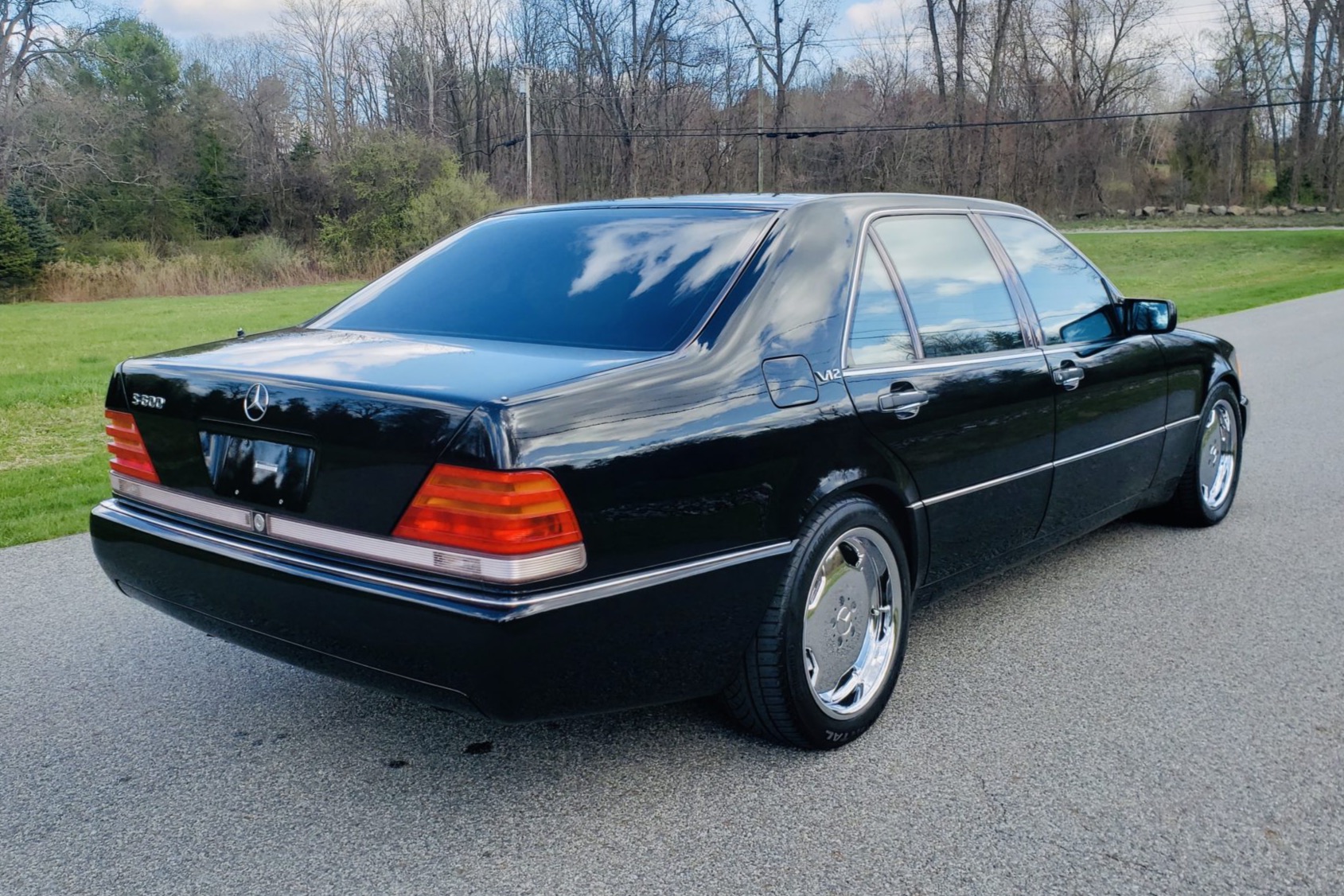 Mercedes-Benz W140 S-Class 