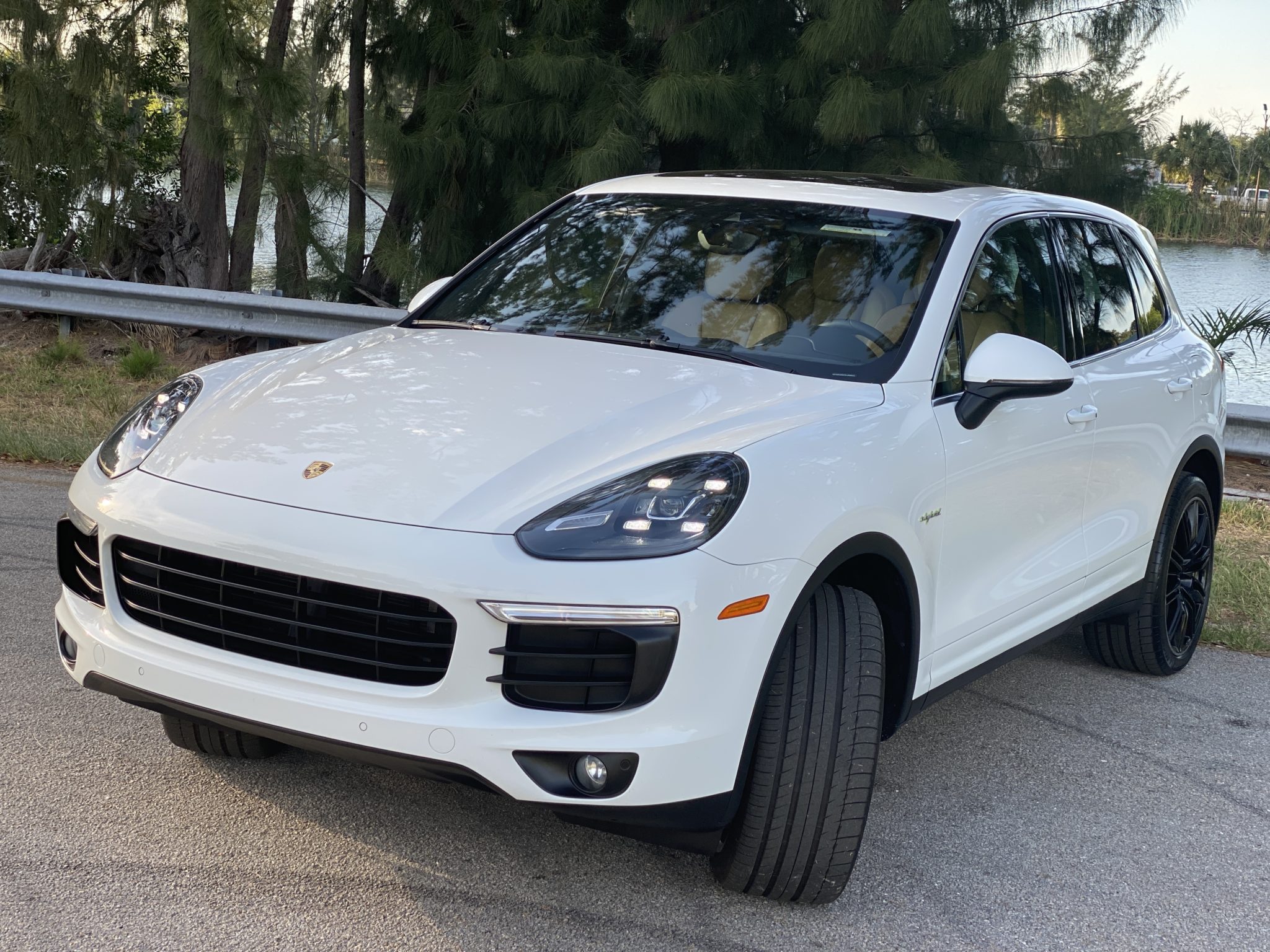 2016 Porsche 958 Cayenne (2011-2018) 