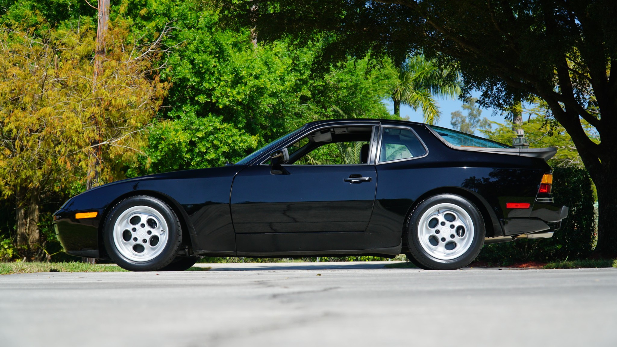 1986 Porsche 944 Turbo 
