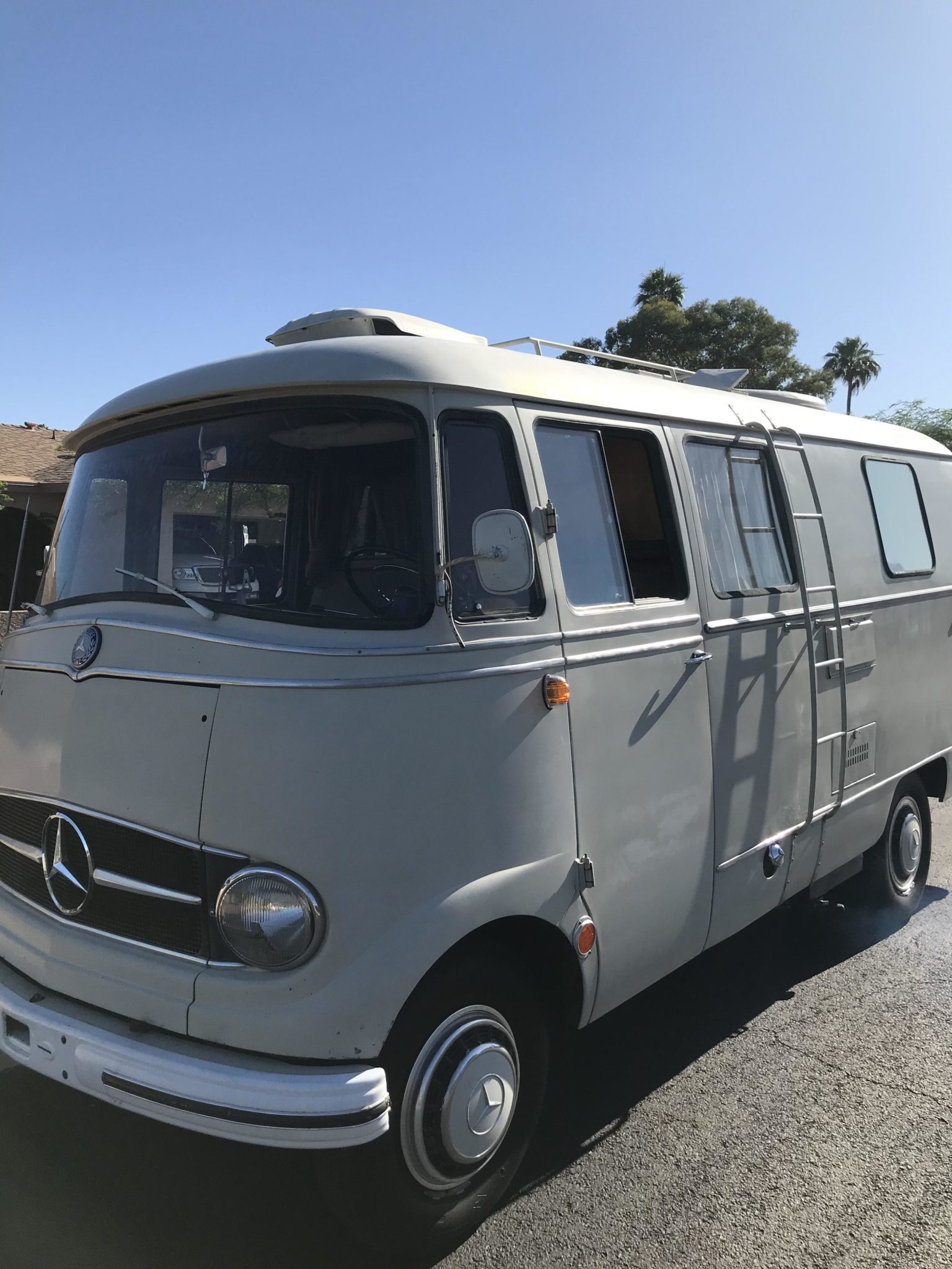 Mercedes-Benz L319D Camper Conversion 