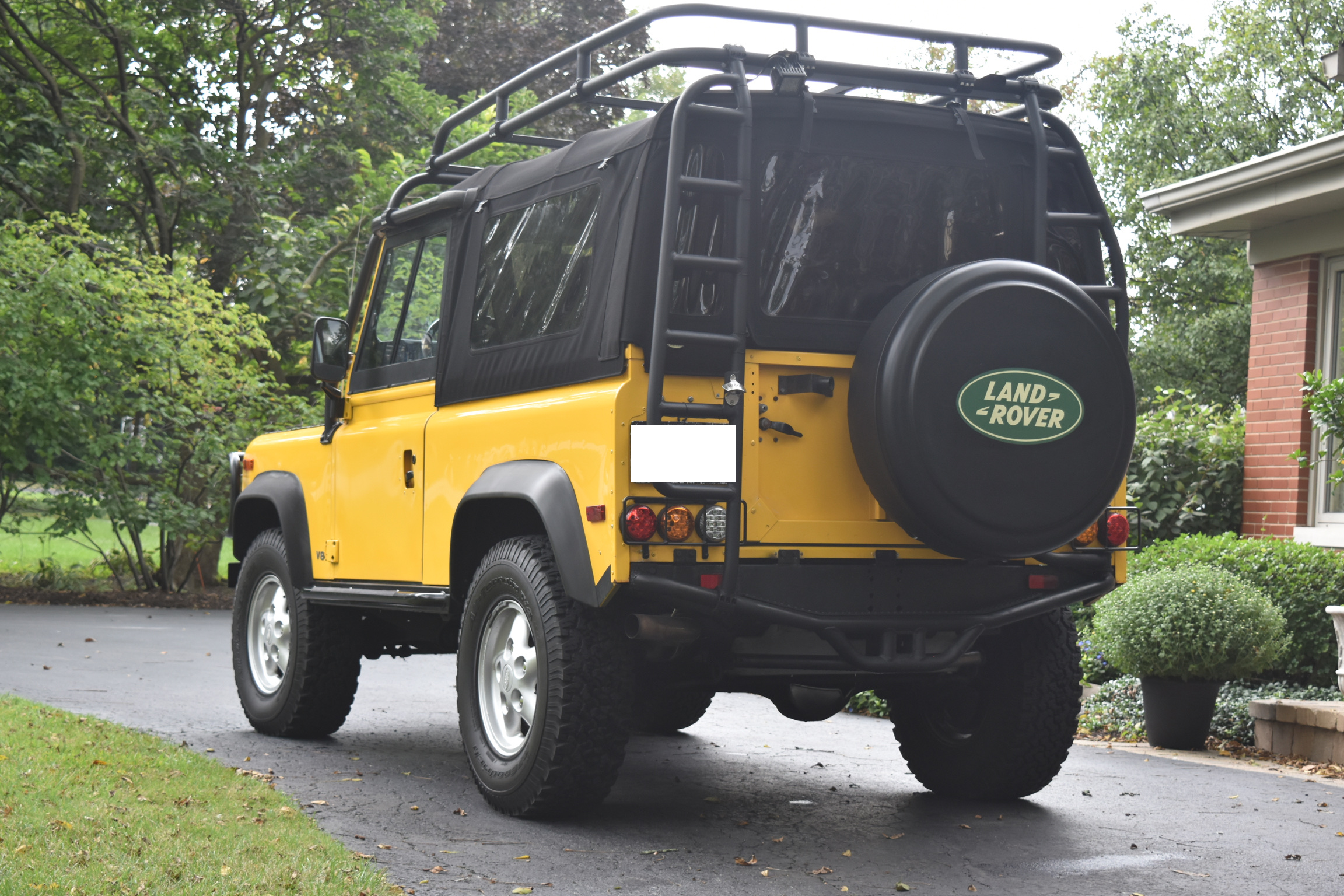 Land Rover Defender 90 NAS 