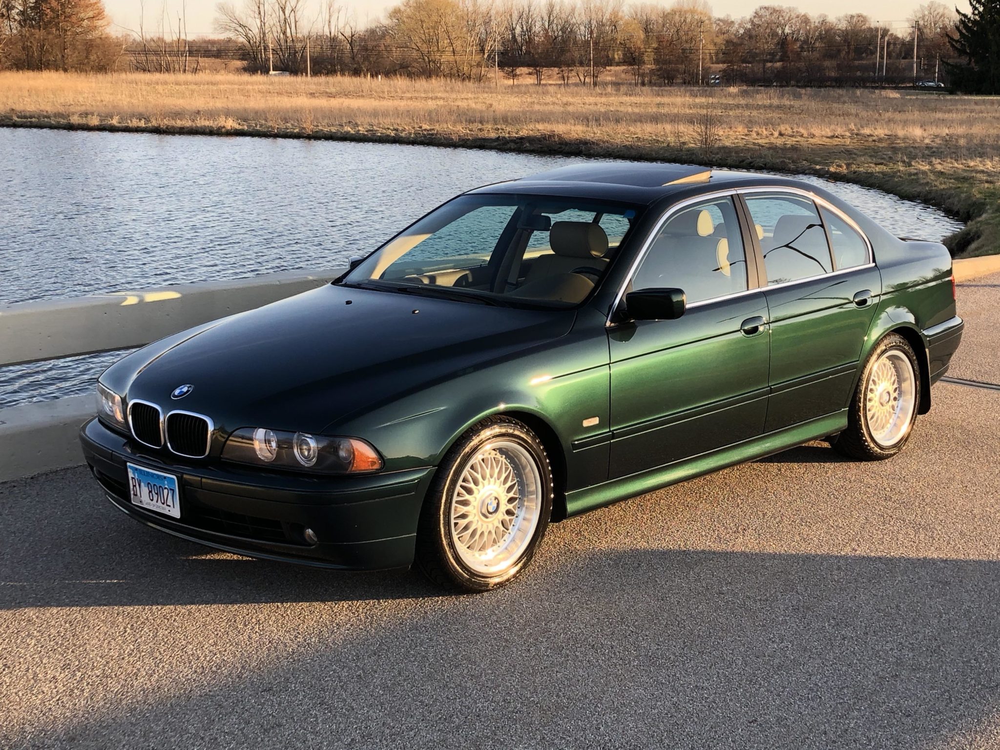BMW E39 5-Series 