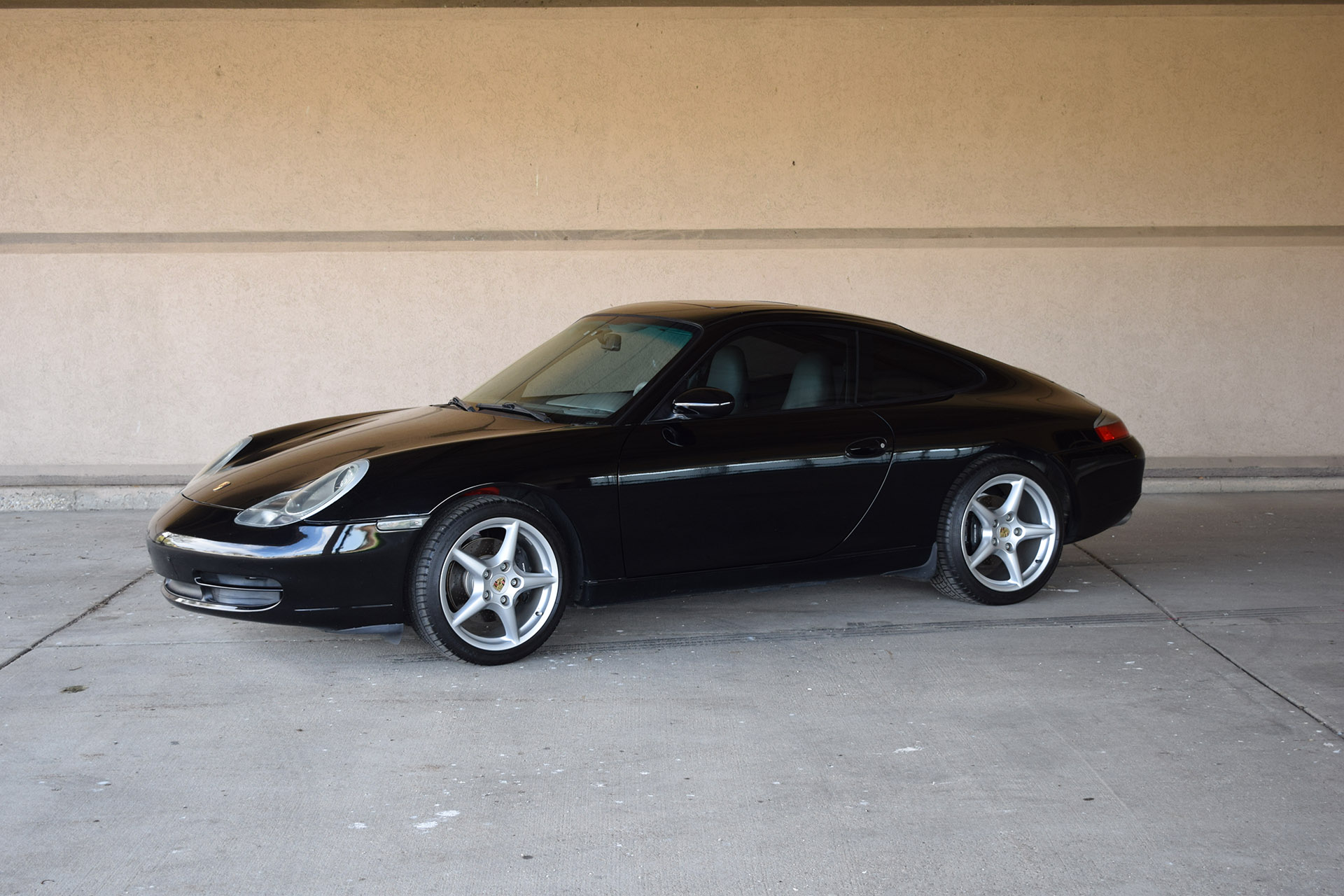 2001 Porsche 996 911 (Non-Turbo/GT2/GT3) 