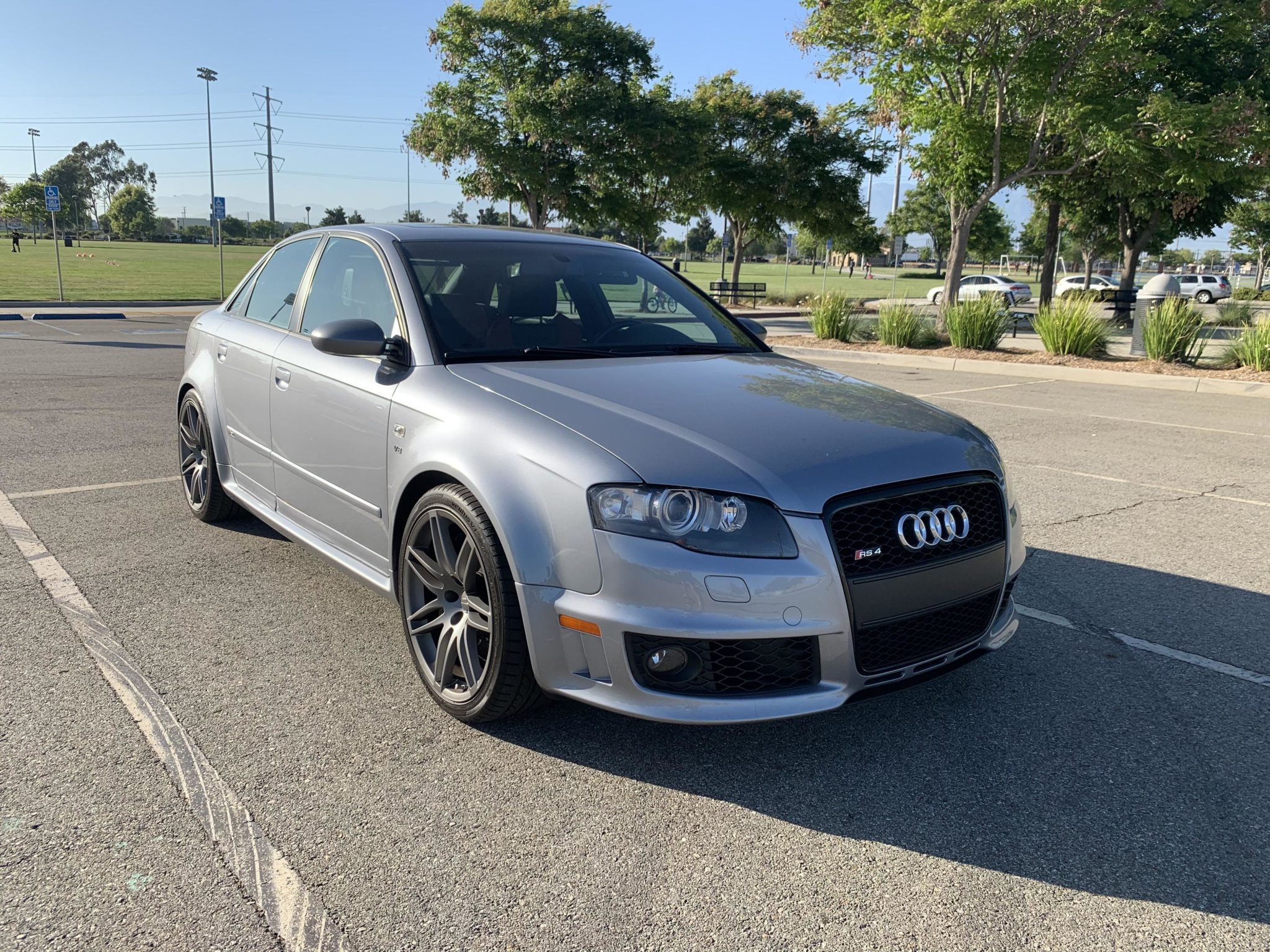 Audi B7 RS4 
