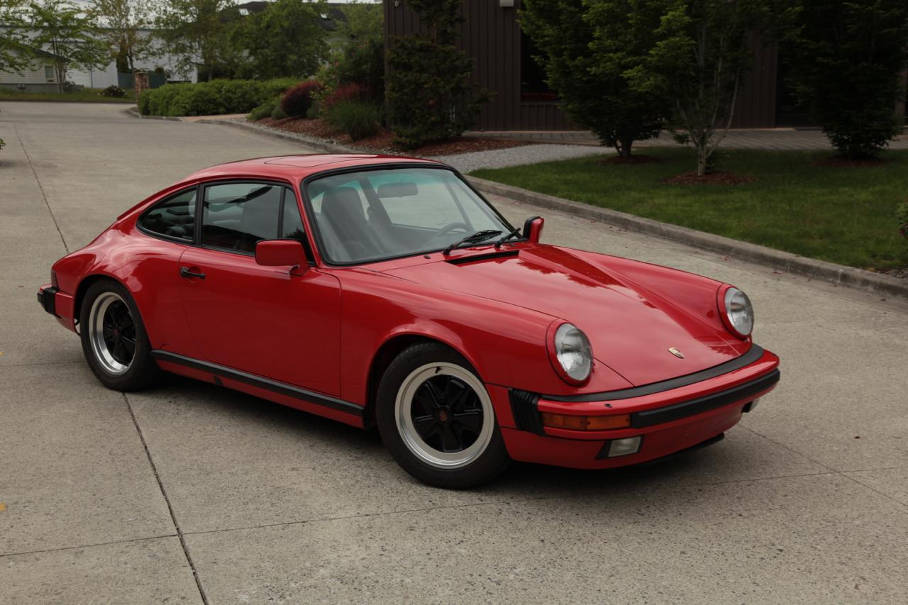 1988 Porsche 911 Carrera 3.2 