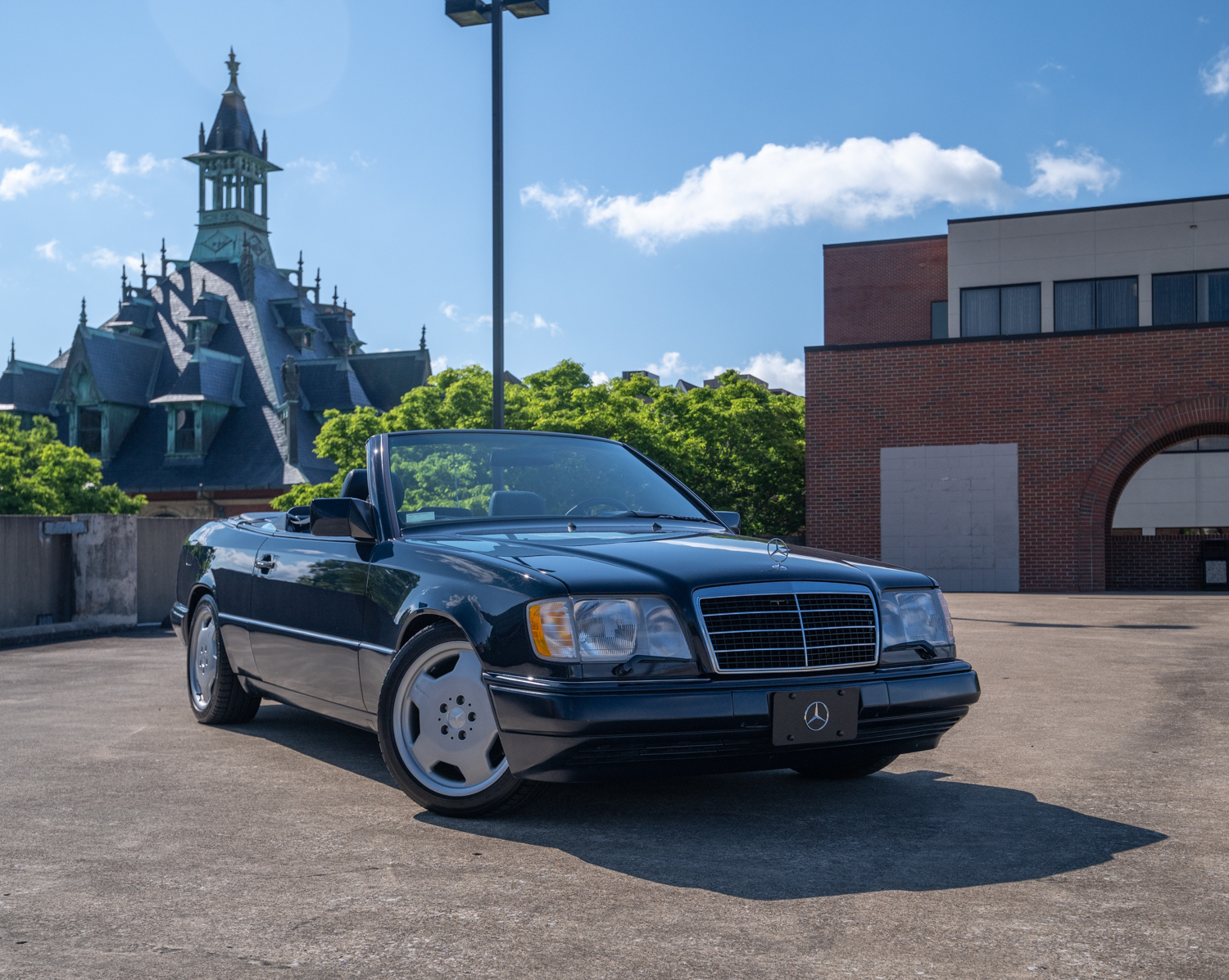 Mercedes-Benz W124 E-Class 