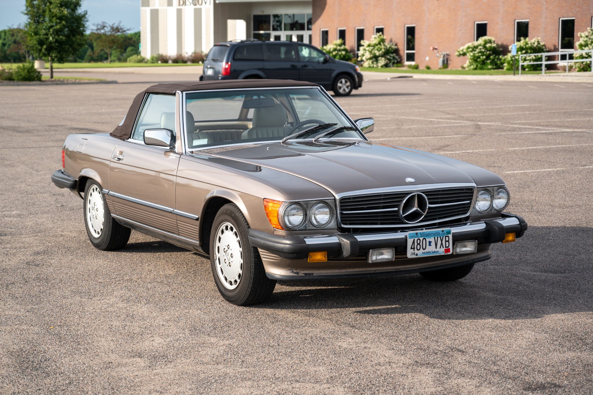 Mercedes-Benz R107 SL 