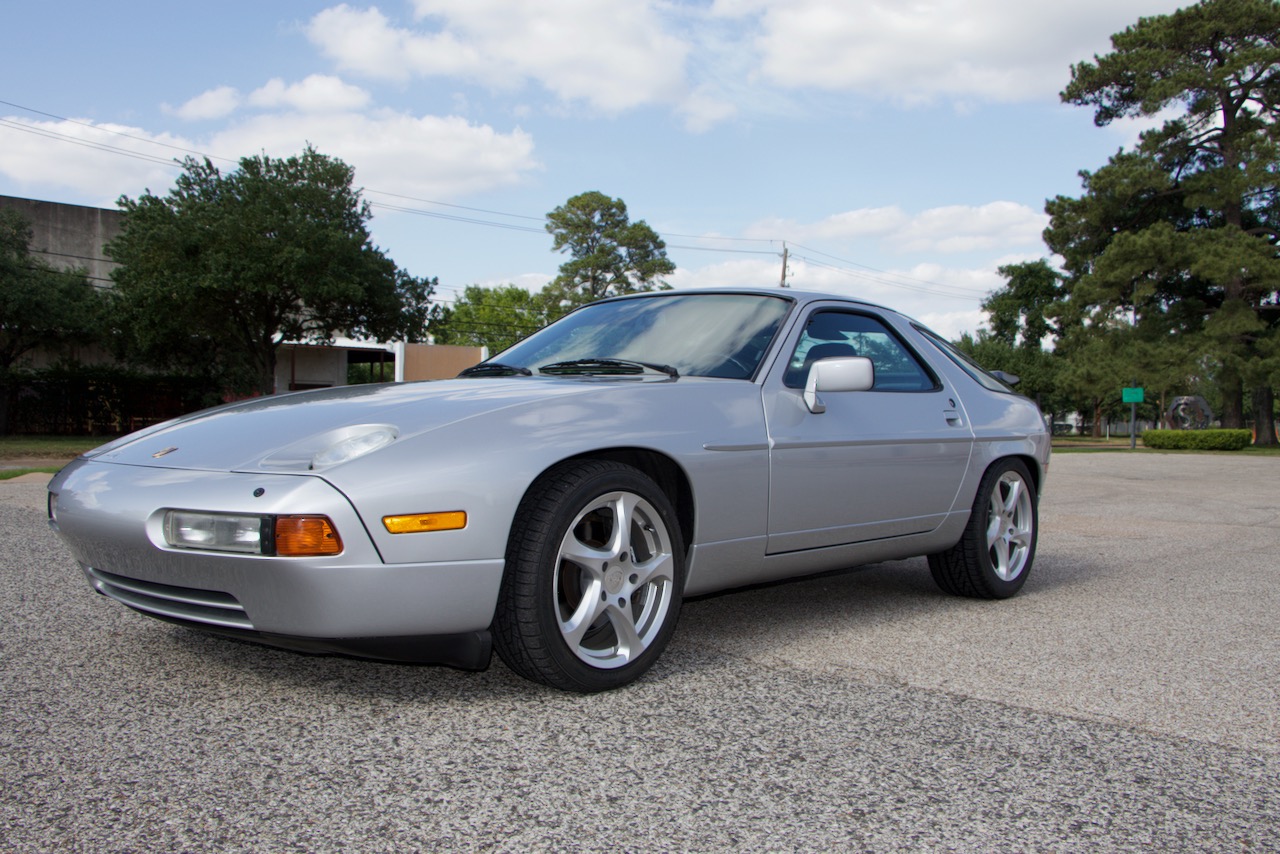 1987 Porsche 928 