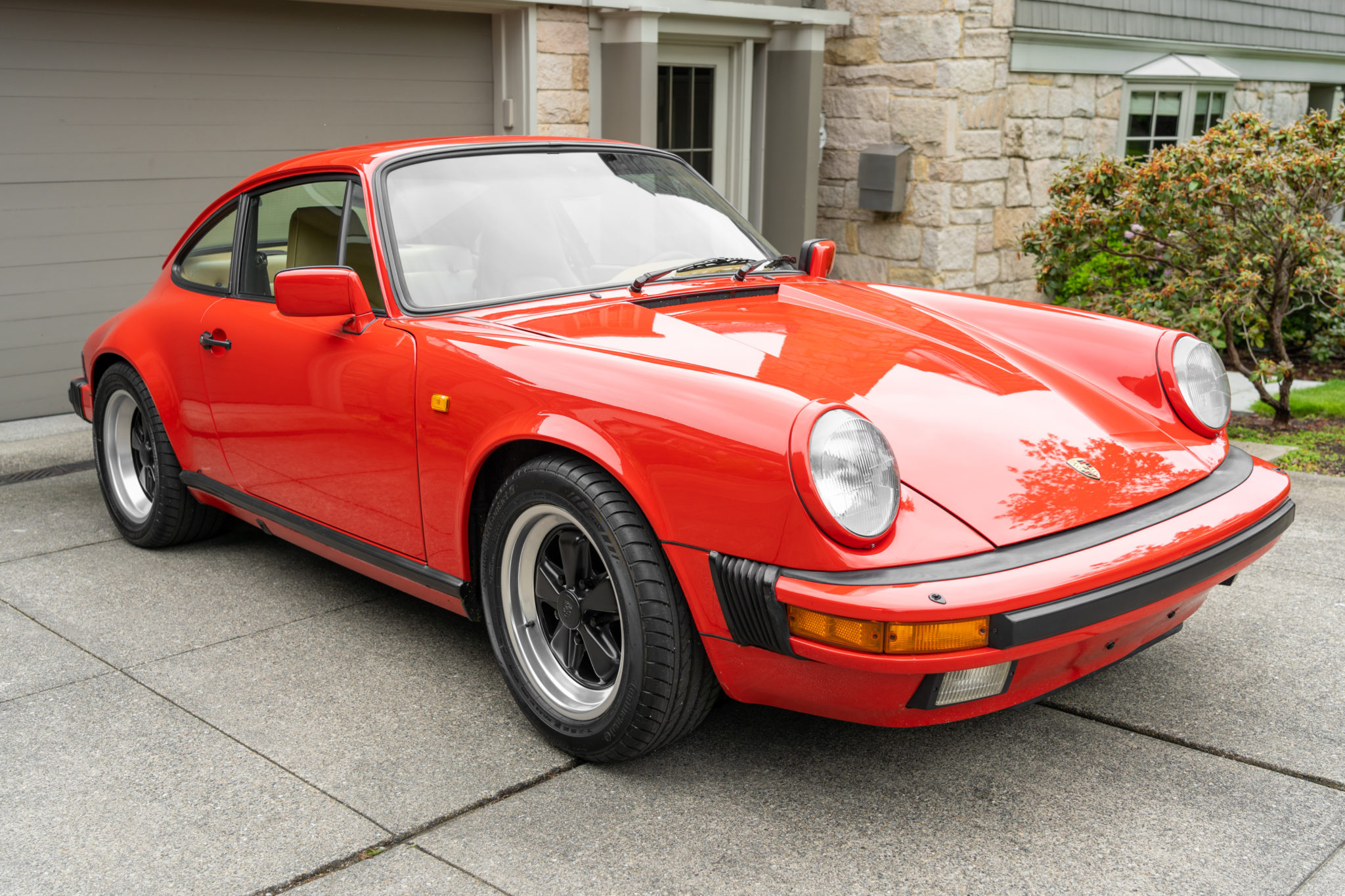 1985 Porsche 911 Carrera 3.2 